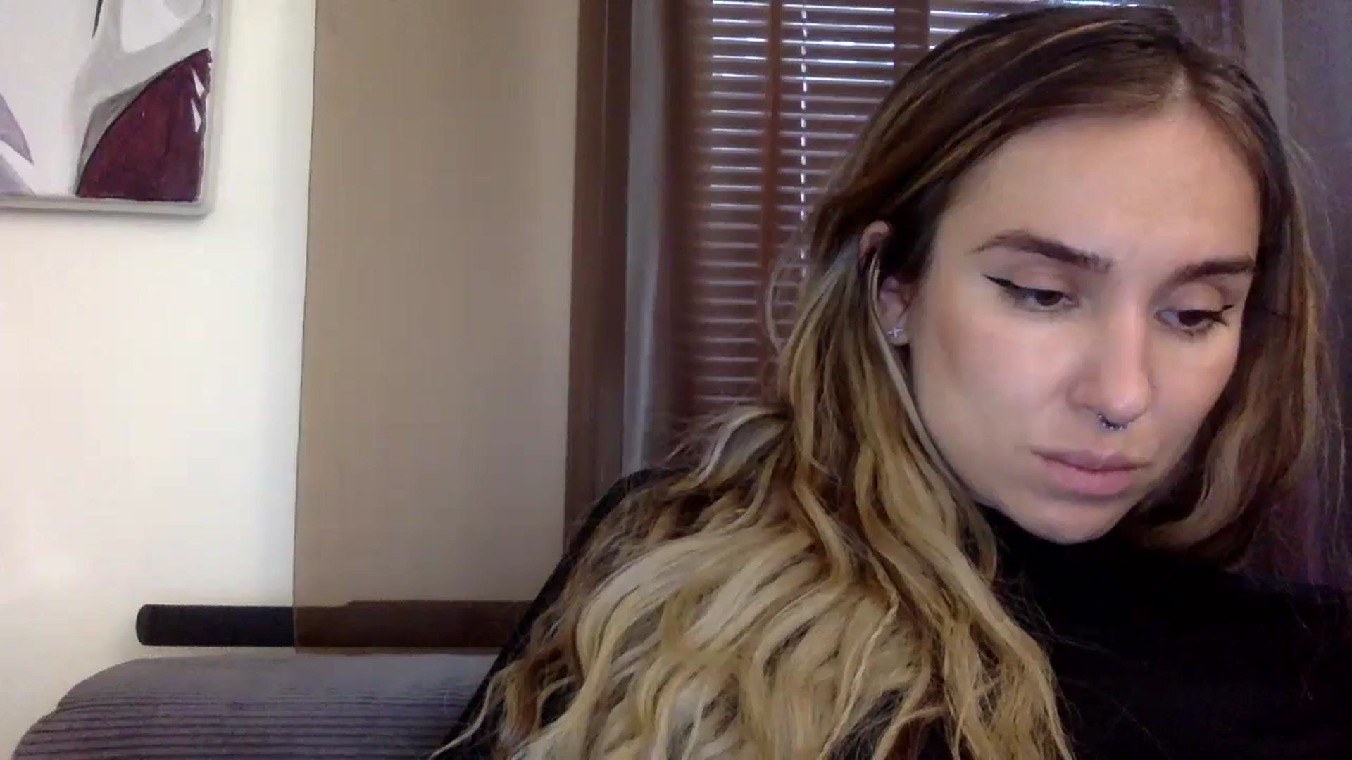 Gallery image thumbnail from EgoisticPuss's myfreecams stream on, 10/31/2023, 12:55 image 10 of 20