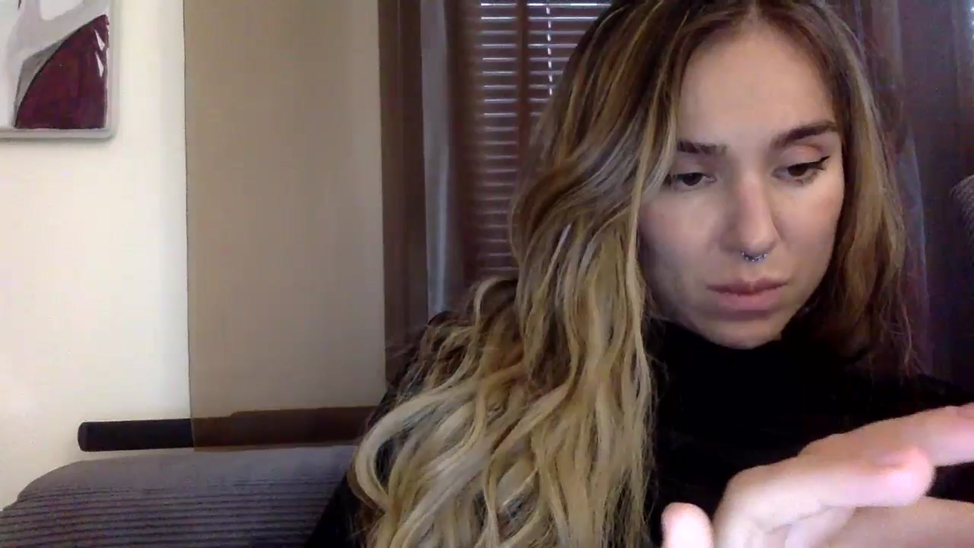 Gallery image thumbnail from EgoisticPuss's myfreecams stream on, 10/31/2023, 12:55 image 12 of 20