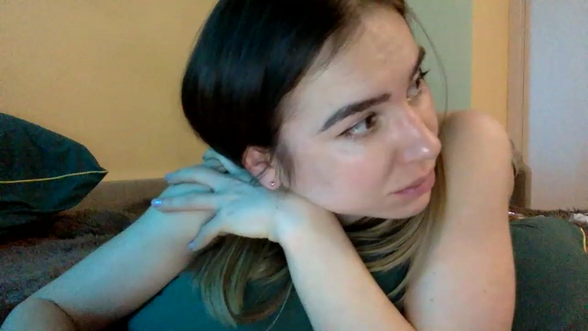 Gallery image thumbnail from EgoisticPussy's myfreecams stream on, 12/24/2022, 22:17 image 16 of 20