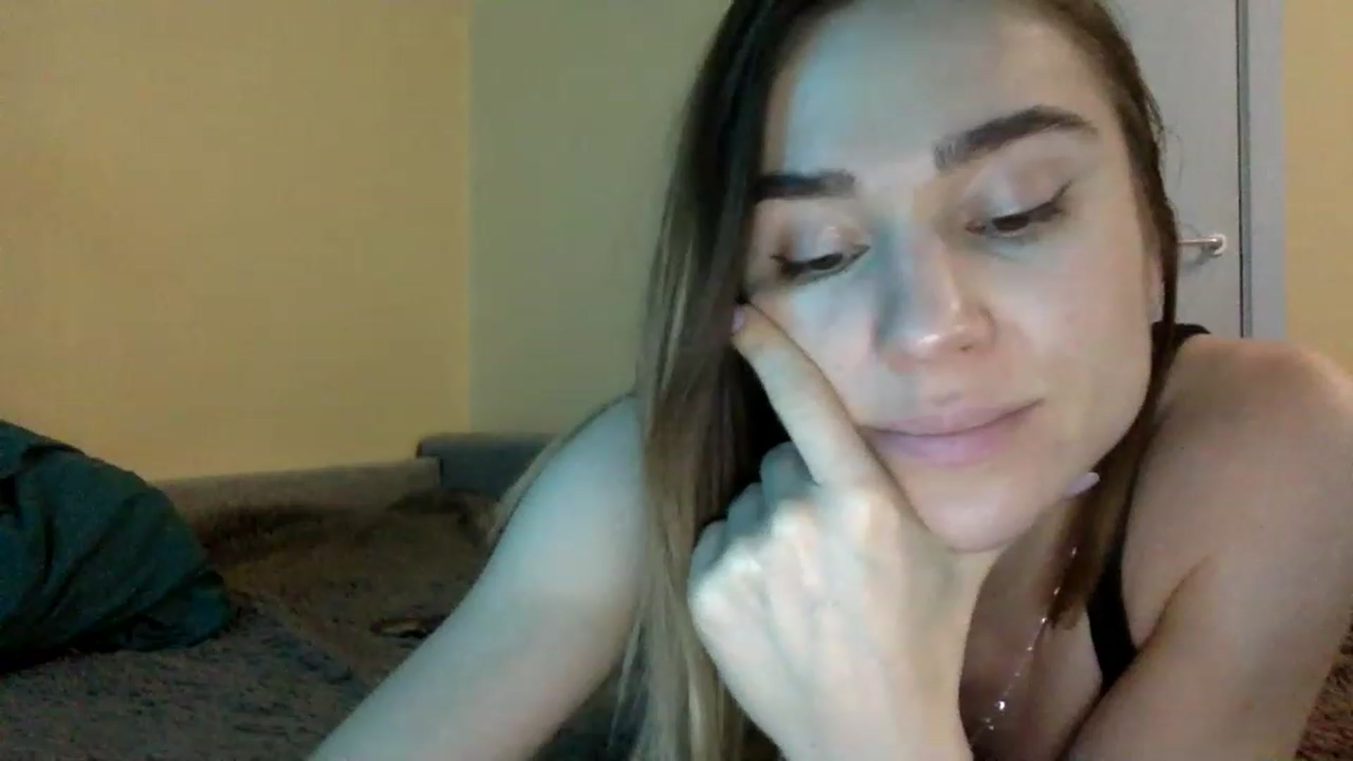 Gallery image thumbnail from EgoisticPussy's myfreecams stream on, 12/25/2022, 16:48 image 12 of 20