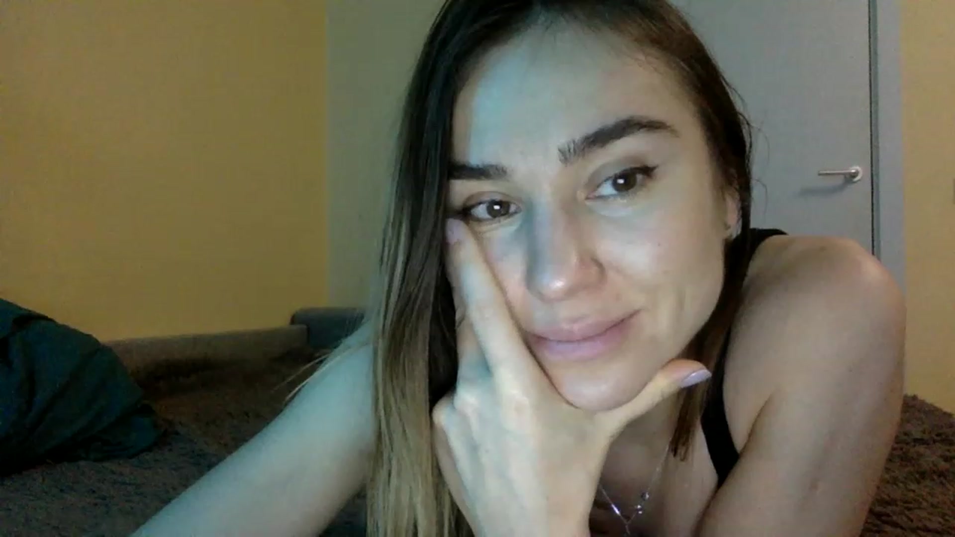Gallery image thumbnail from EgoisticPussy's myfreecams stream on, 12/25/2022, 16:48 image 15 of 20
