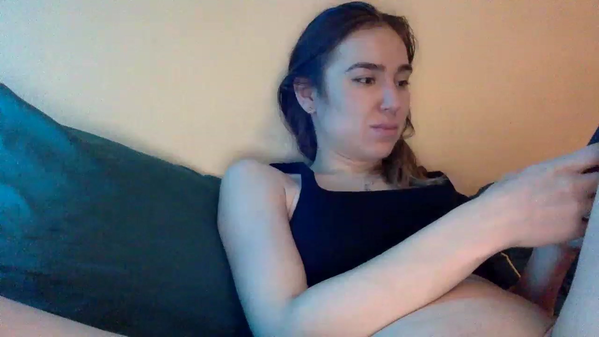 Gallery image thumbnail from EgoisticPussy's myfreecams stream on, 12/25/2022, 18:03 image 12 of 20