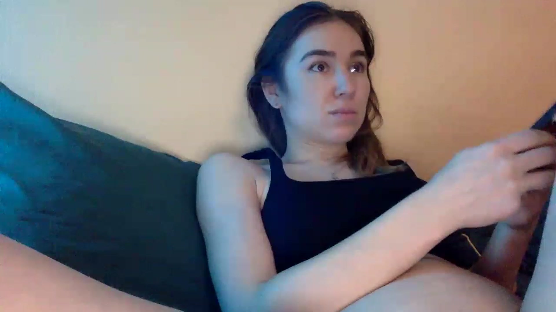 Gallery image thumbnail from EgoisticPussy's myfreecams stream on, 12/25/2022, 18:03 image 13 of 20