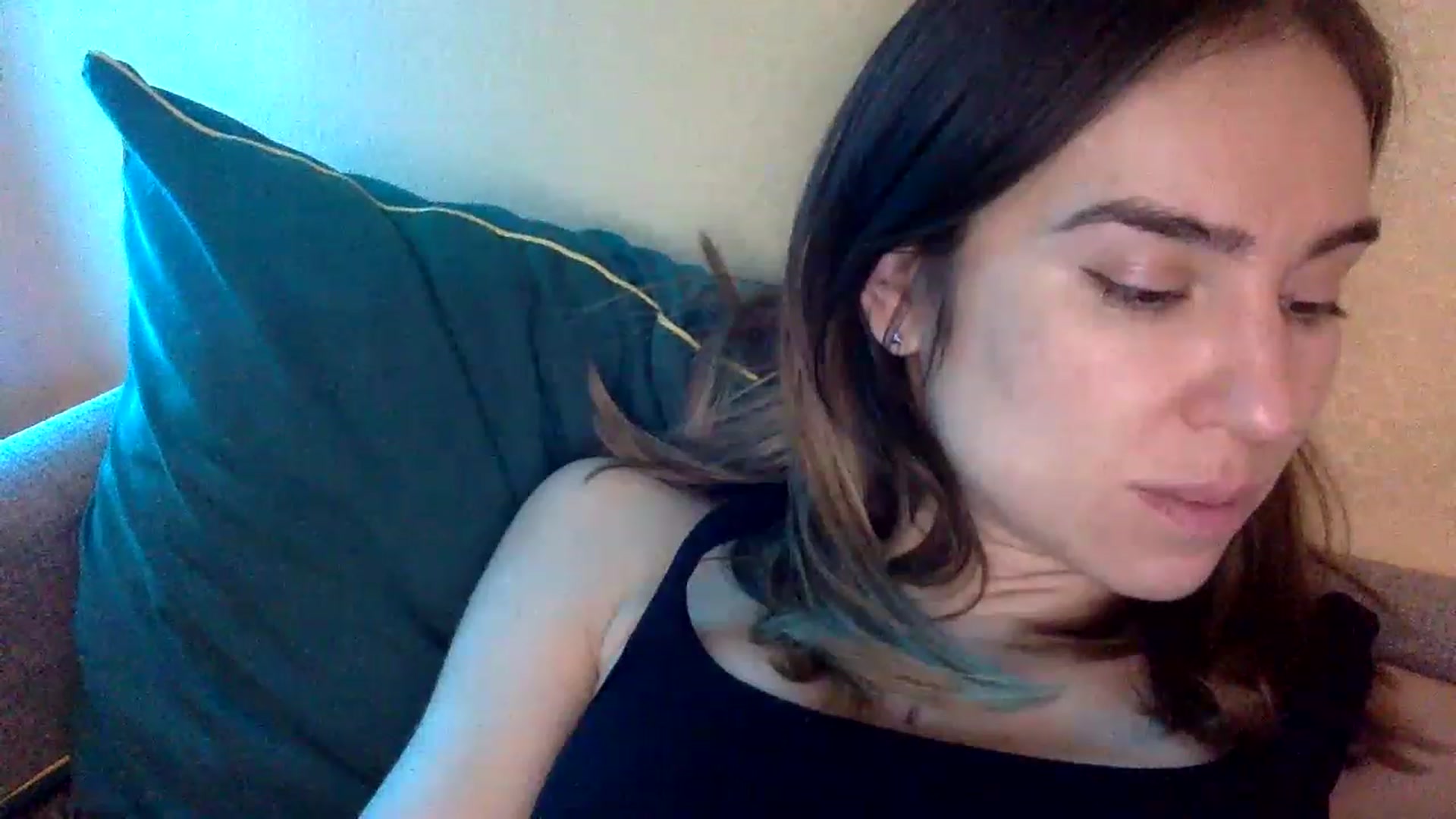 Gallery image thumbnail from EgoisticPussy's myfreecams stream on, 12/25/2022, 20:06 image 12 of 20