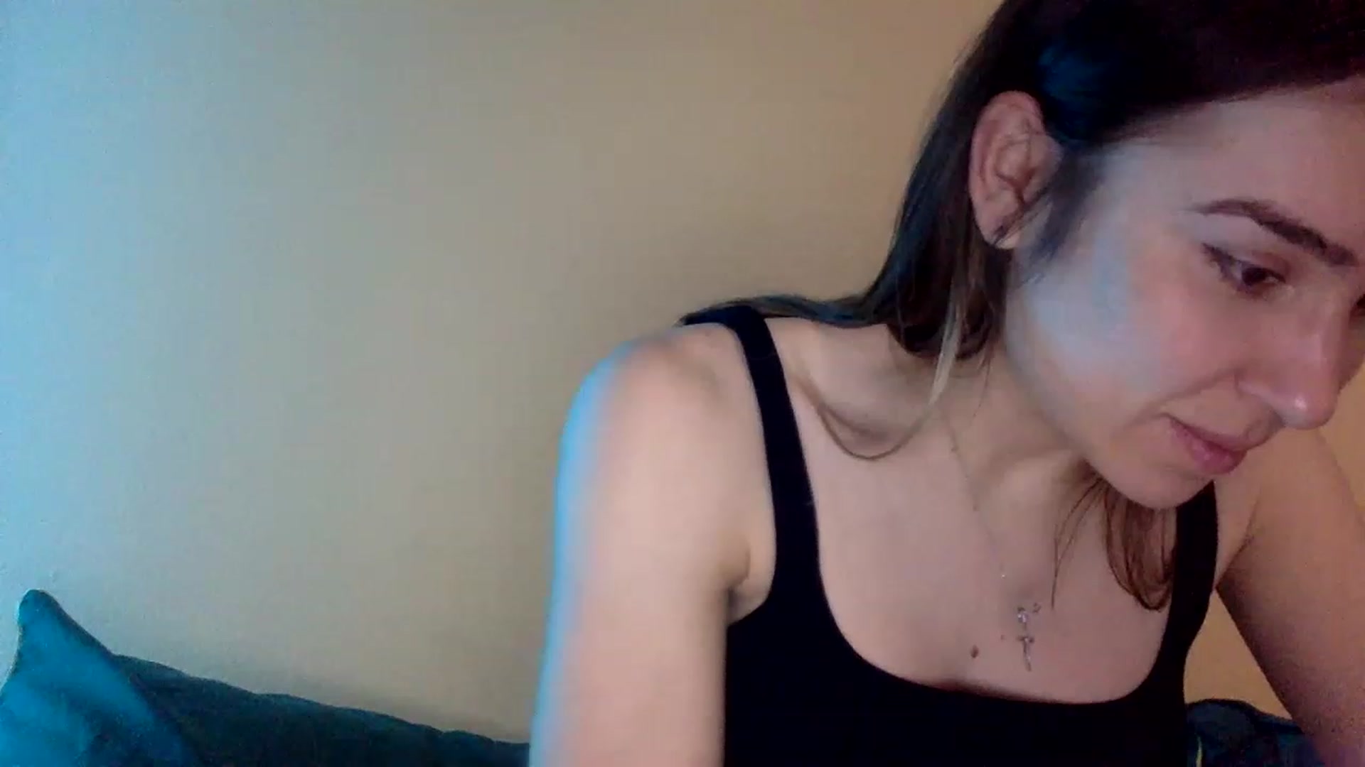 Gallery image thumbnail from EgoisticPussy's myfreecams stream on, 12/25/2022, 20:06 image 4 of 20
