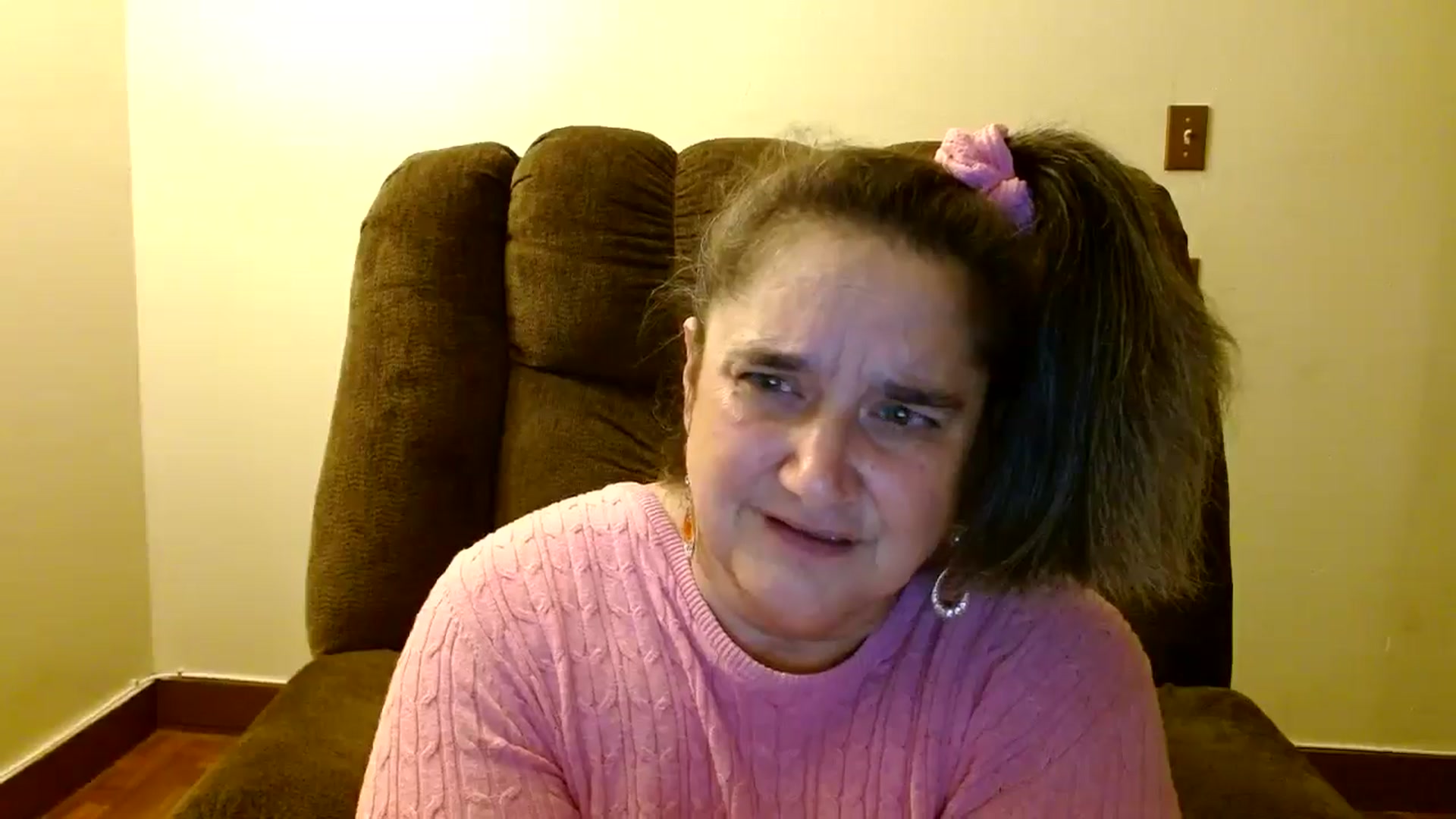 Gallery image thumbnail from EgyptBeauty's myfreecams stream on, 11/20/2024, 08:43 image 10 of 20