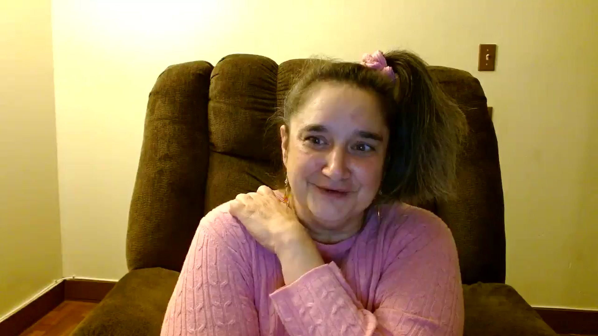 Gallery image thumbnail from EgyptBeauty's myfreecams stream on, 11/20/2024, 08:43 image 11 of 20