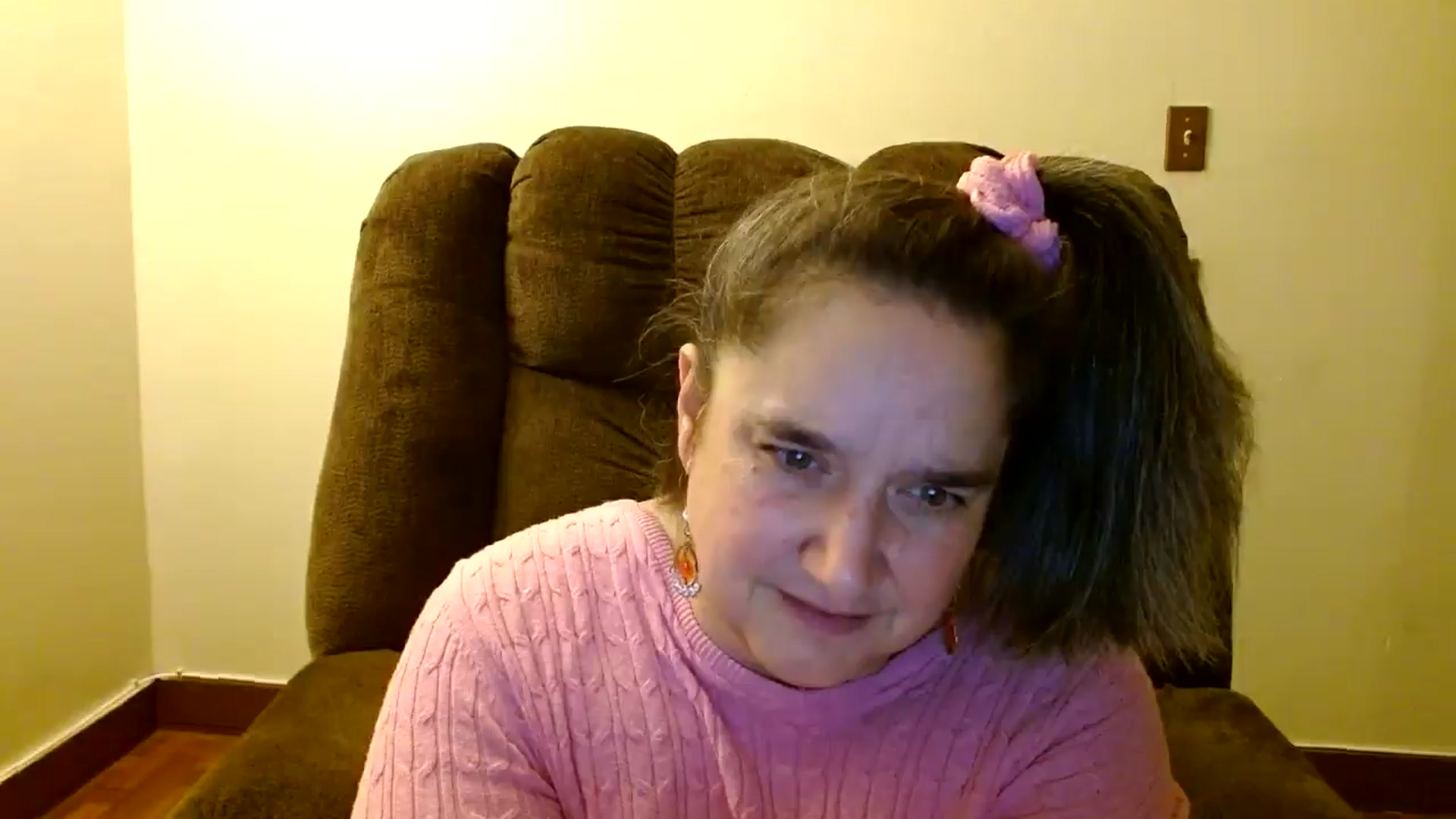 Gallery image thumbnail from EgyptBeauty's myfreecams stream on, 11/20/2024, 08:43 image 9 of 20