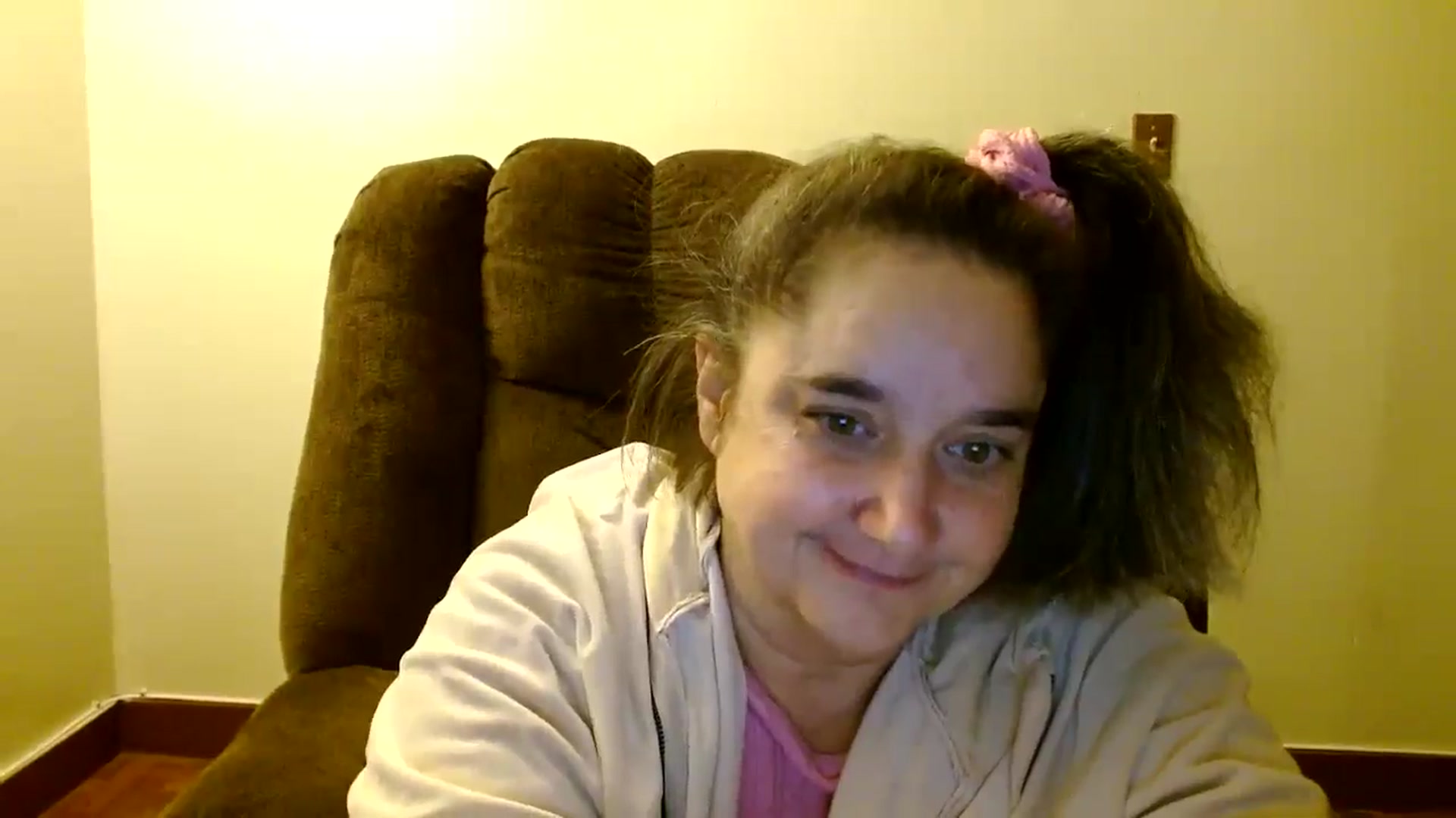 Gallery image thumbnail from EgyptBeauty's myfreecams stream on, 11/20/2024, 09:30 image 17 of 20