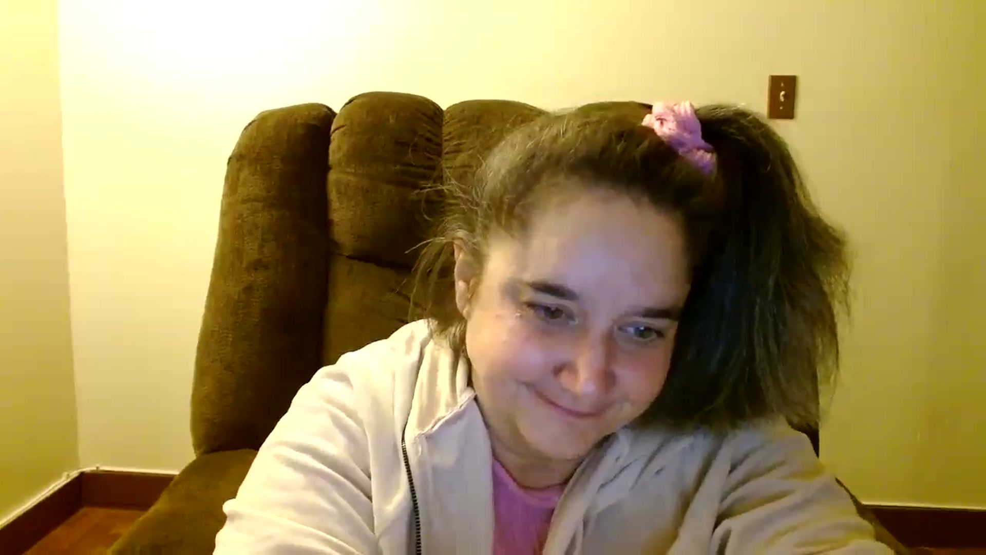 Gallery image thumbnail from EgyptBeauty's myfreecams stream on, 11/20/2024, 09:30 image 18 of 20