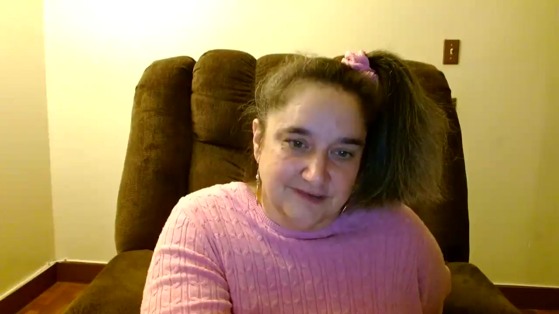 Gallery image thumbnail from EgyptBeauty's myfreecams stream on, 11/20/2024, 09:30 image 11 of 20