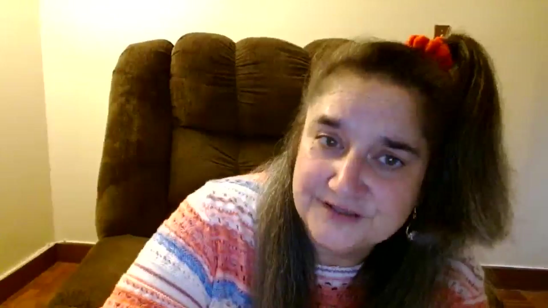 Gallery image thumbnail from EgyptBeauty's myfreecams stream on, 12/18/2024, 23:52 image 13 of 20