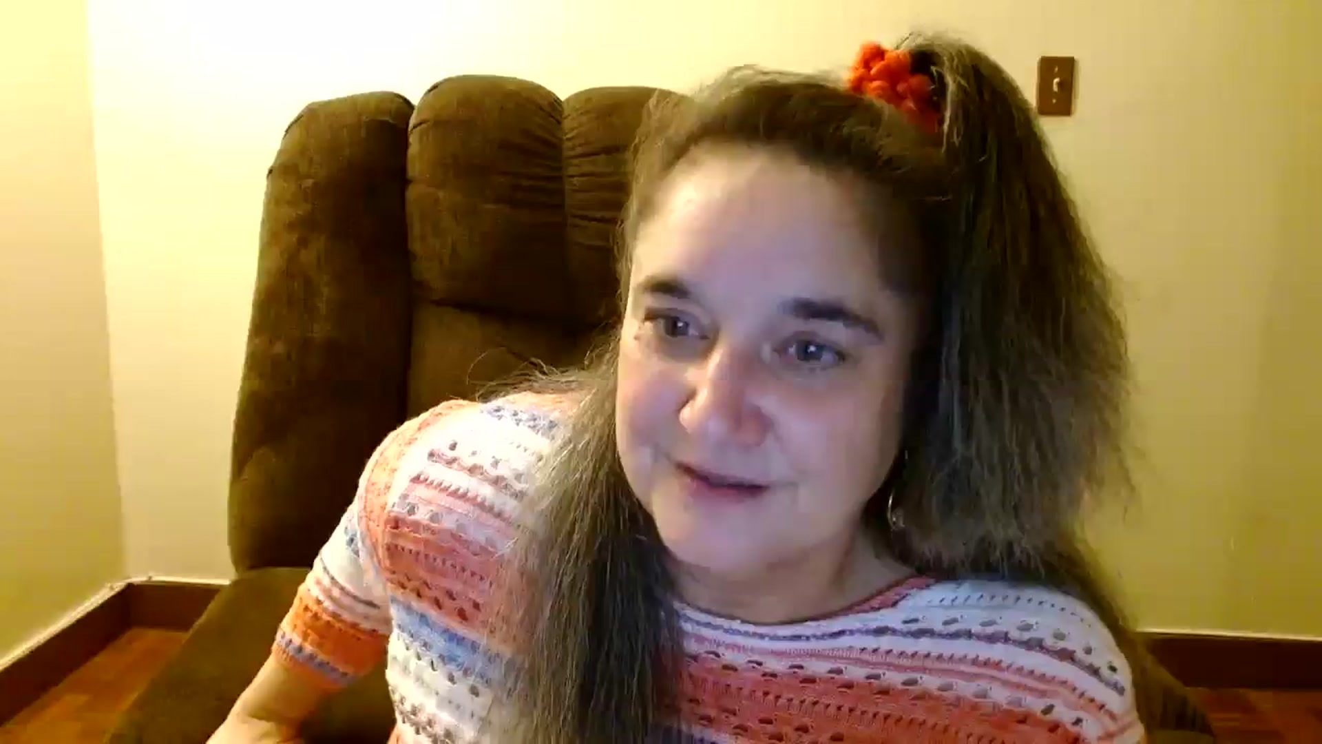 Gallery image thumbnail from EgyptBeauty's myfreecams stream on, 12/19/2024, 01:43 image 4 of 20