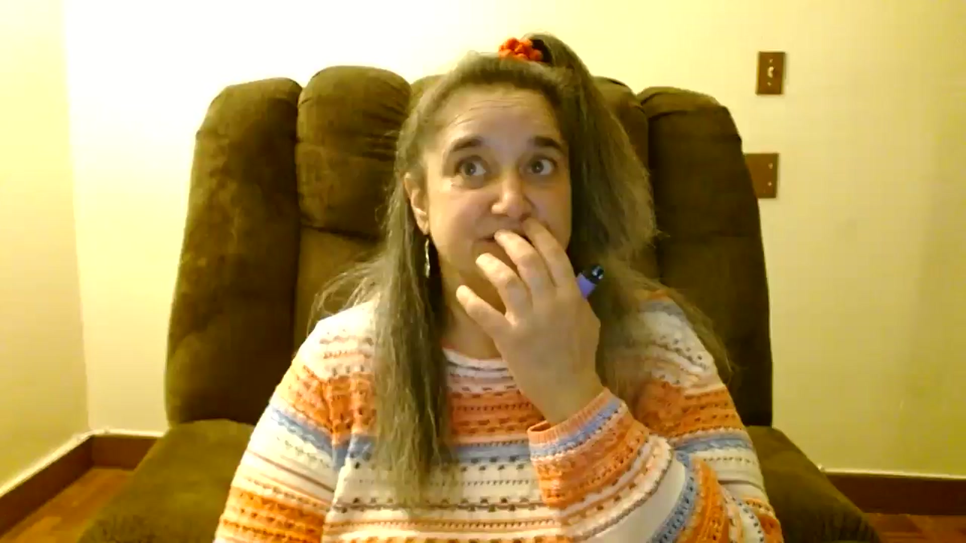 Gallery image thumbnail from EgyptBeauty's myfreecams stream on, 12/19/2024, 01:43 image 14 of 20