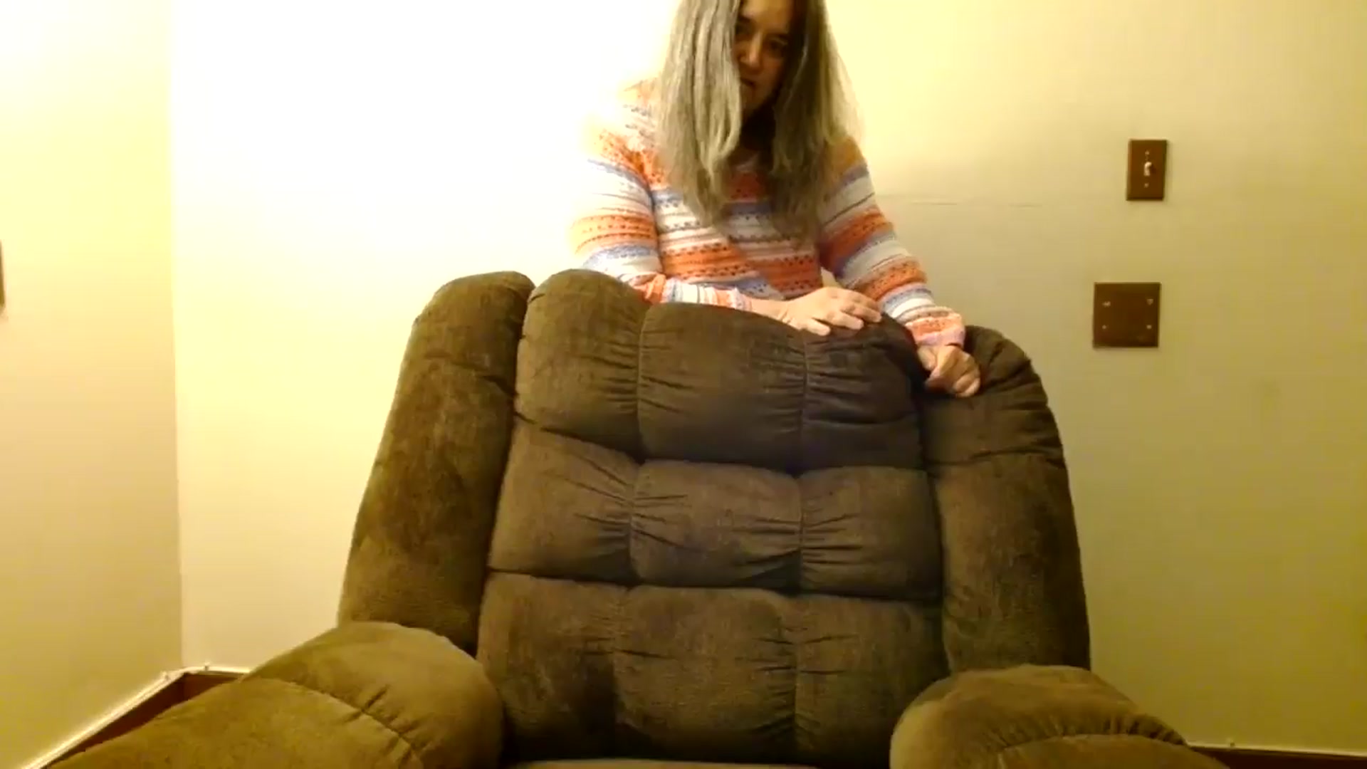 Gallery image thumbnail from EgyptBeauty's myfreecams stream on, 12/19/2024, 03:46 image 17 of 20