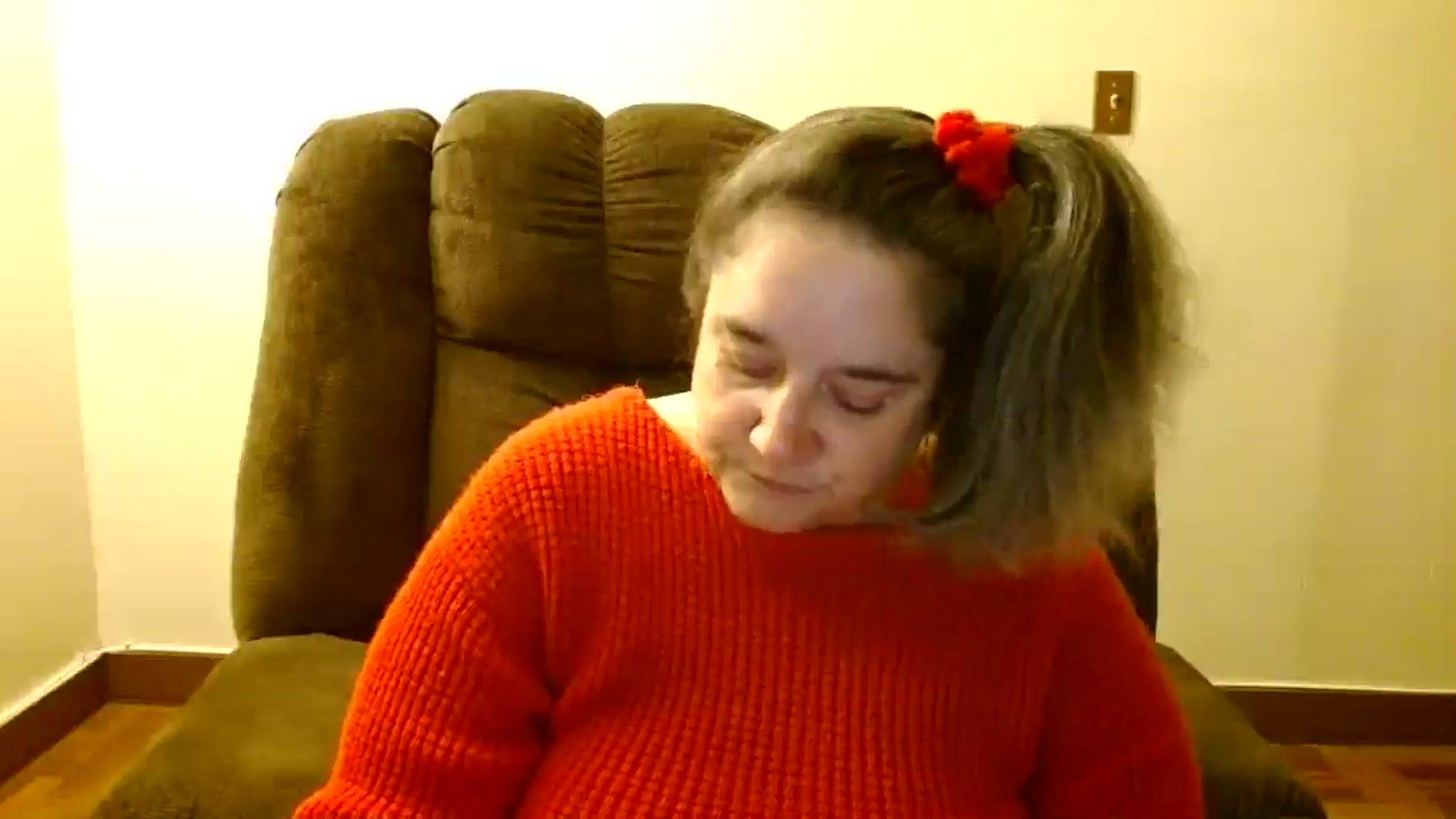Gallery image thumbnail from EgyptBeauty's myfreecams stream on, 12/21/2024, 08:39 image 7 of 20