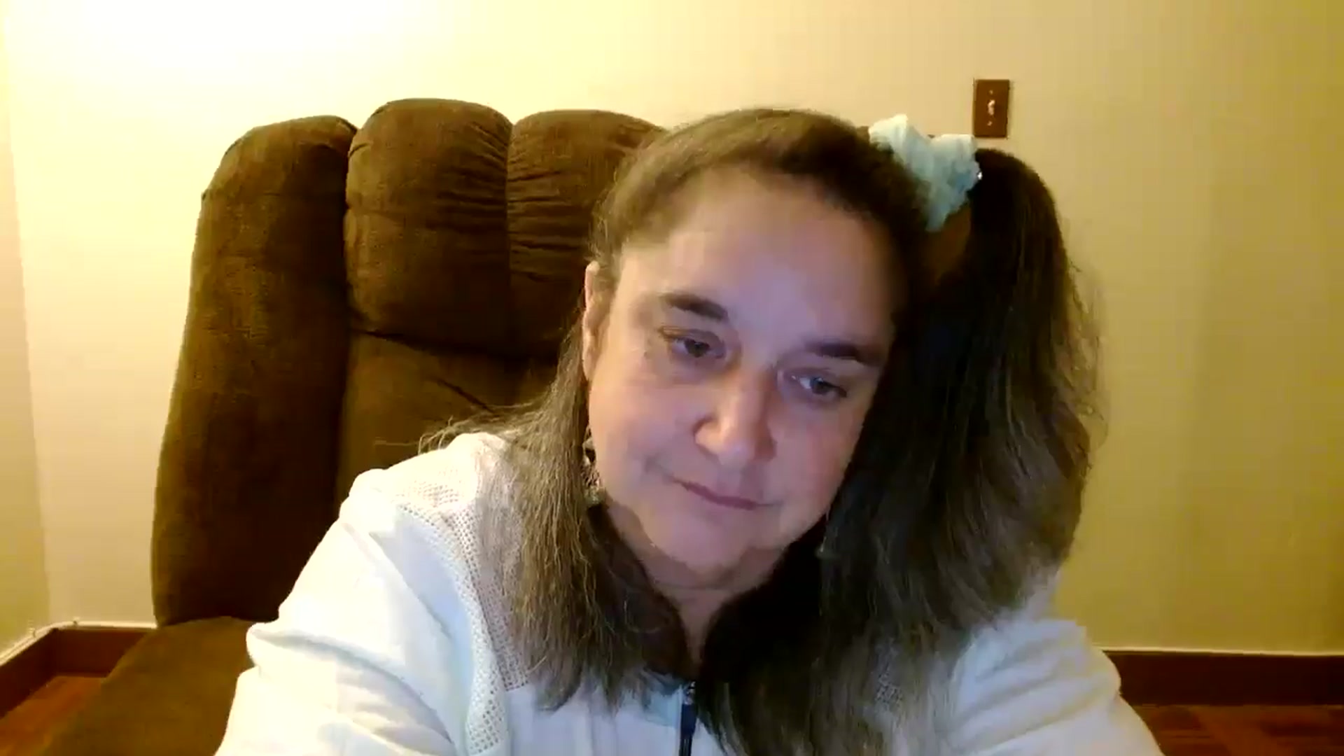 Gallery image thumbnail from EgyptBeauty's myfreecams stream on, 03/10/2025, 06:29 image 3 of 20
