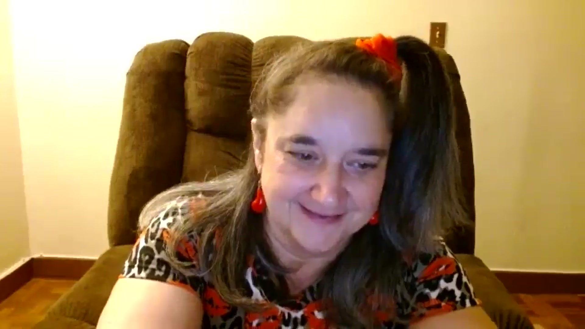 Gallery image thumbnail from EgyptBeauty's myfreecams stream on, 03/21/2025, 08:27 image 10 of 20