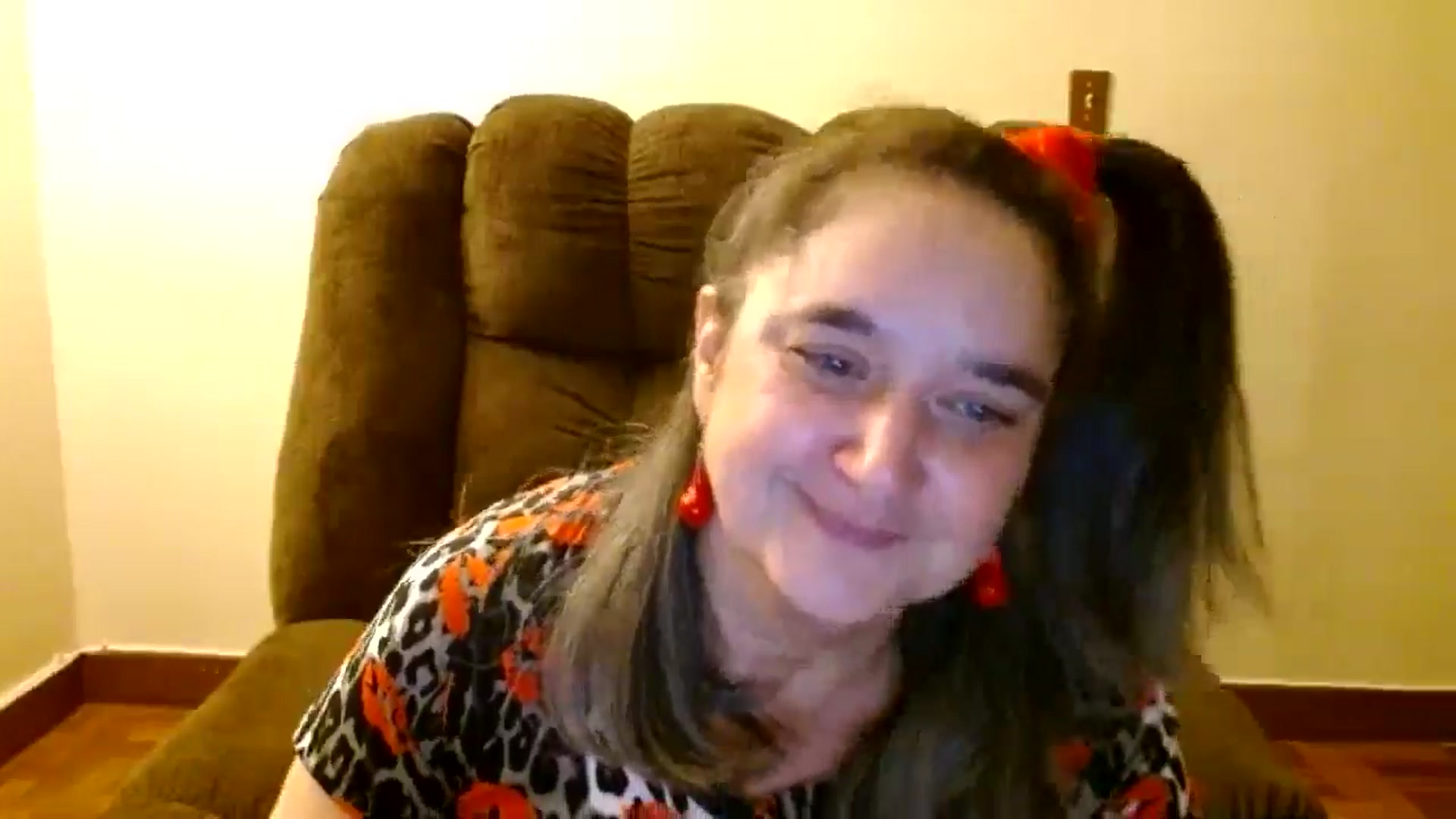 Gallery image thumbnail from EgyptBeauty's myfreecams stream on, 03/21/2025, 08:27 image 12 of 20