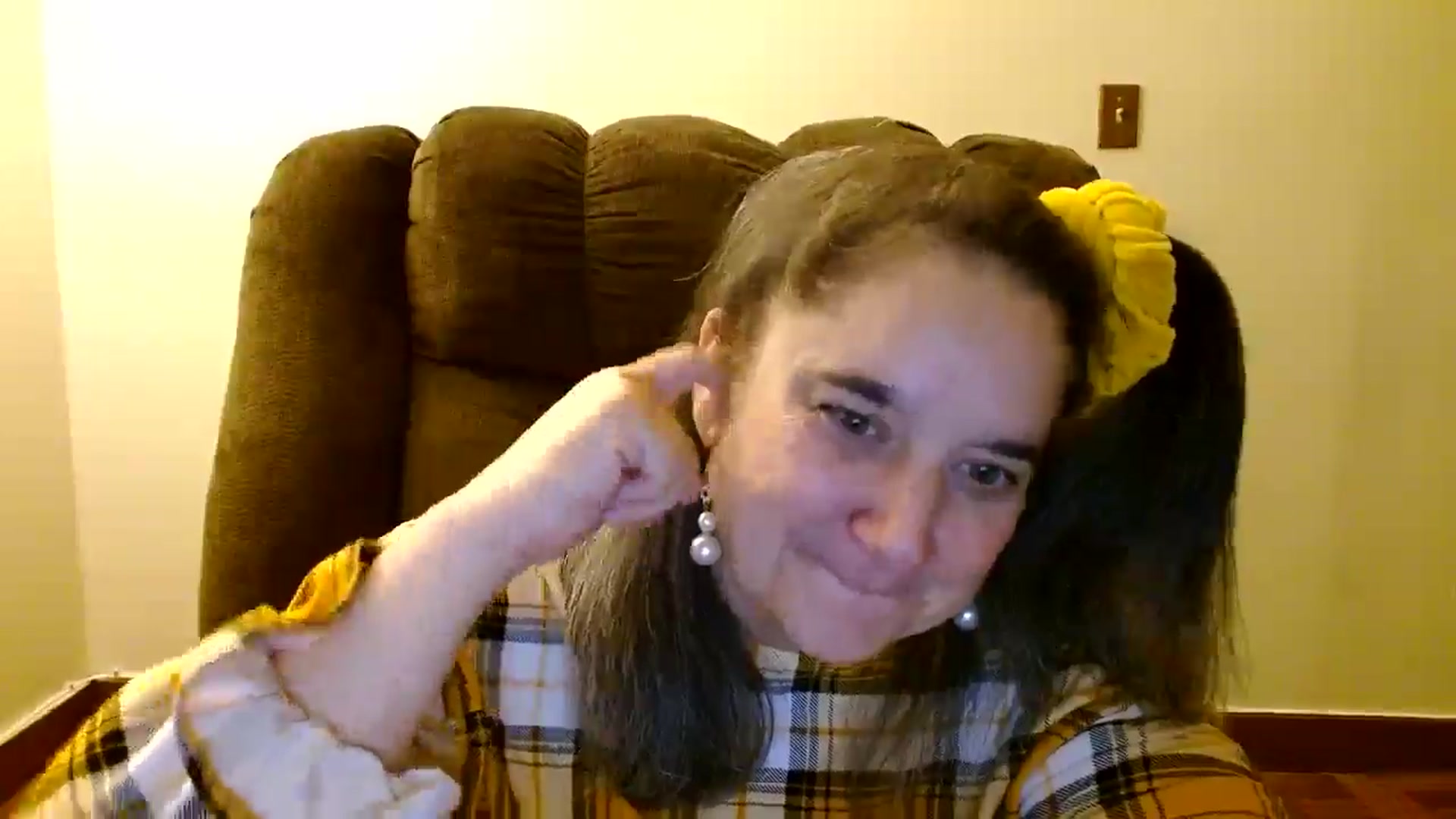 Gallery image thumbnail from EgyptBeauty's myfreecams stream on, 03/31/2025, 11:23 image 7 of 20