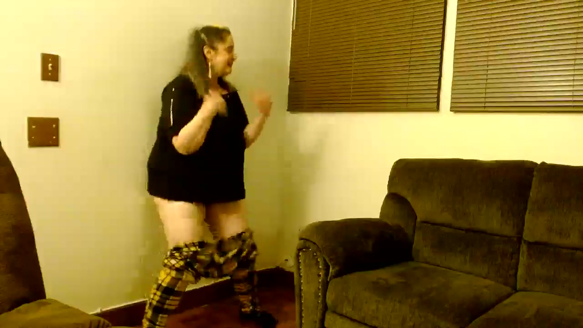 Gallery image thumbnail from EgyptBeauty's myfreecams stream on, 04/05/2025, 08:03 image 9 of 20