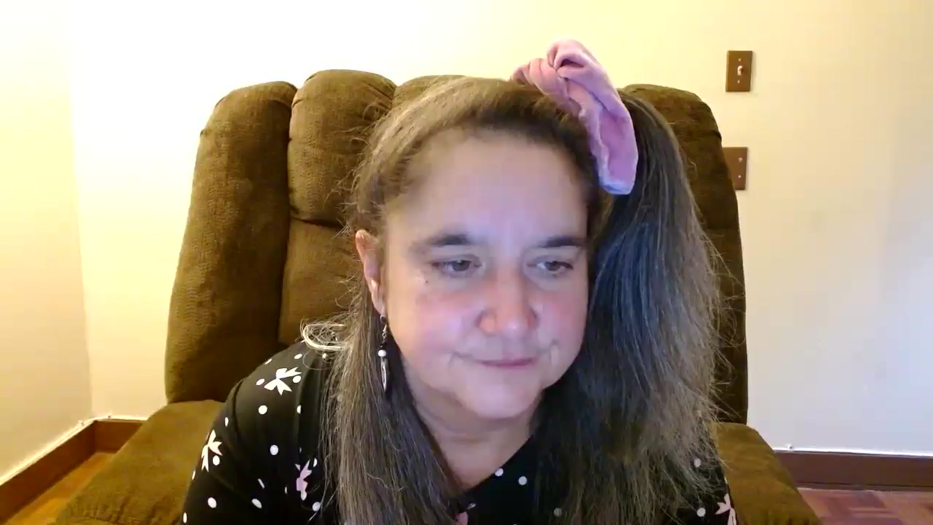 Gallery image thumbnail from EgyptBeauty's myfreecams stream on, 04/19/2025, 22:34 image 16 of 20