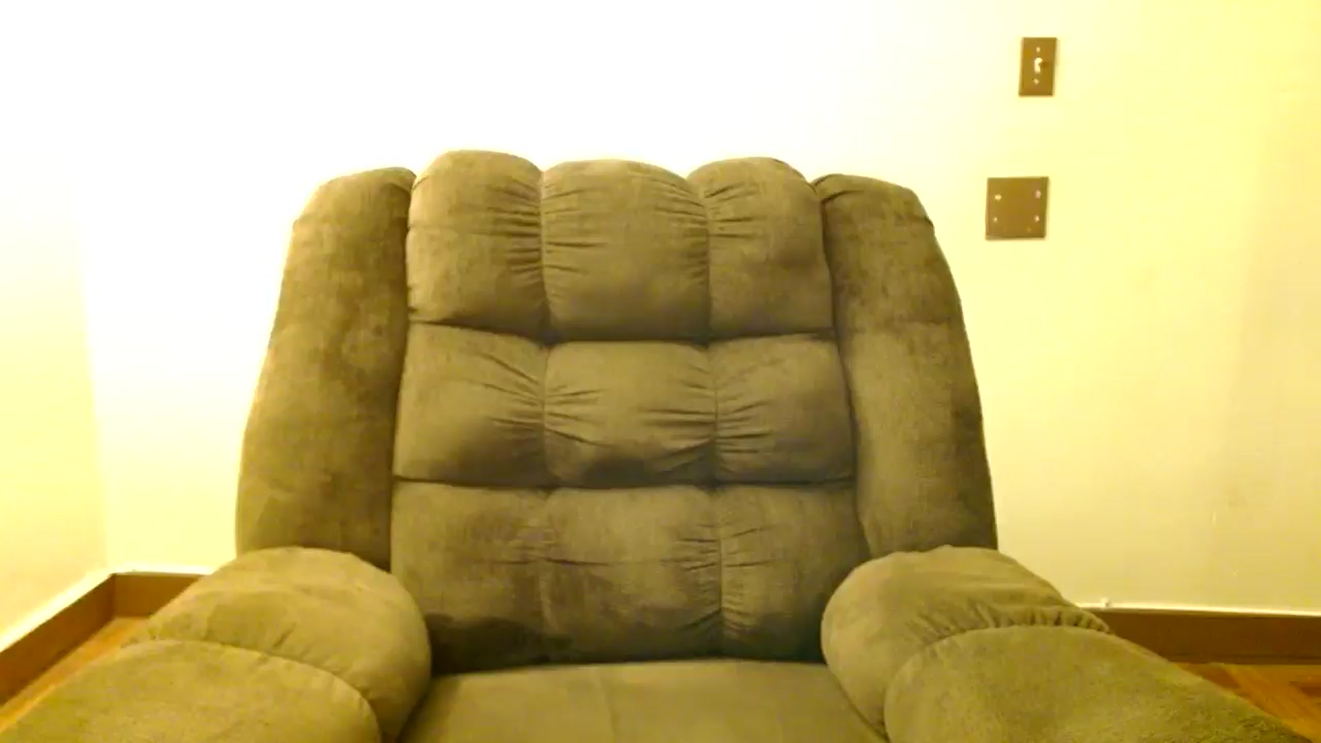 Gallery image thumbnail from EgyptBeauty's myfreecams stream on, 04/23/2025, 06:55 image 16 of 20