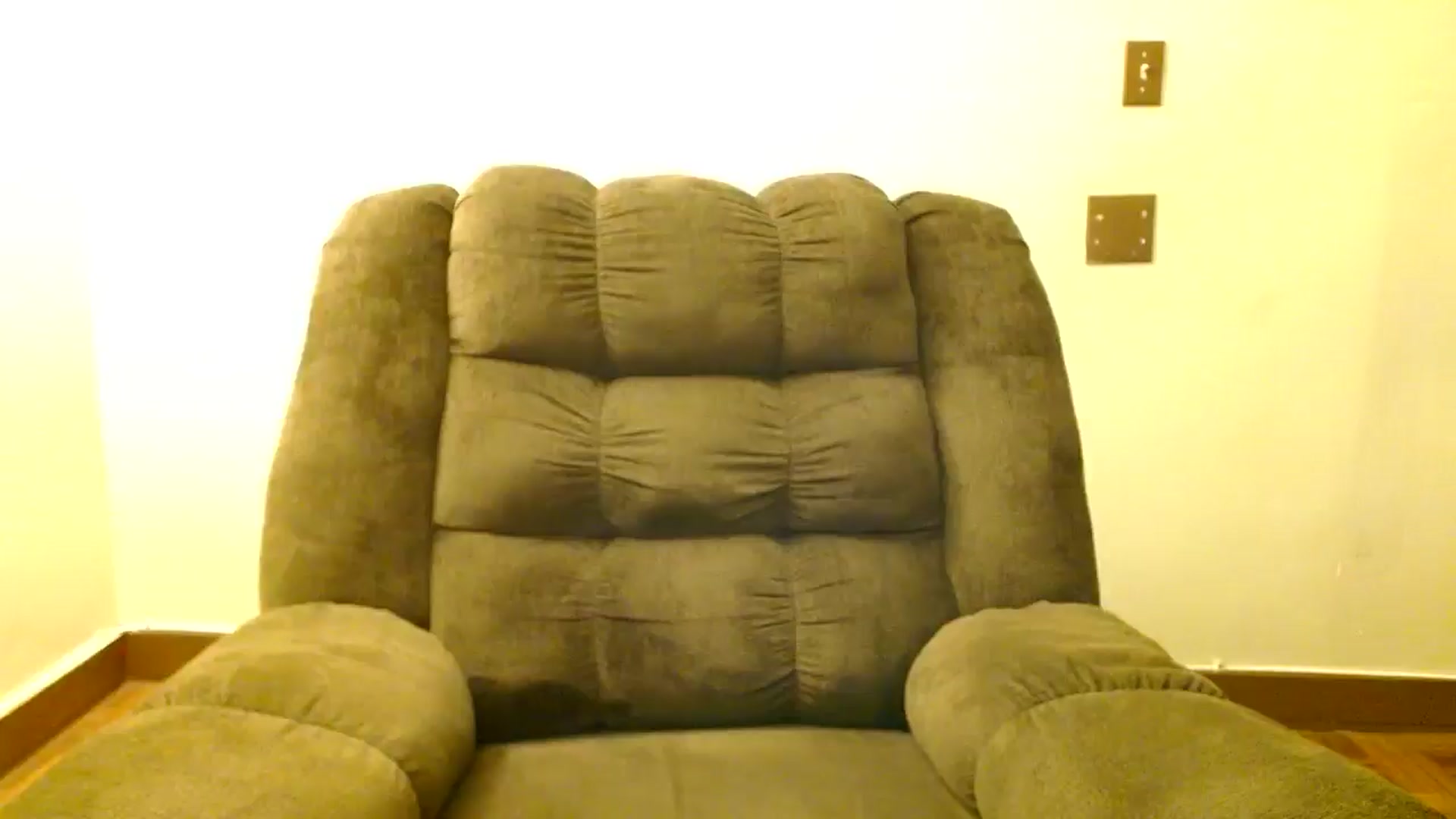 Gallery image thumbnail from EgyptBeauty's myfreecams stream on, 04/23/2025, 06:55 image 17 of 20