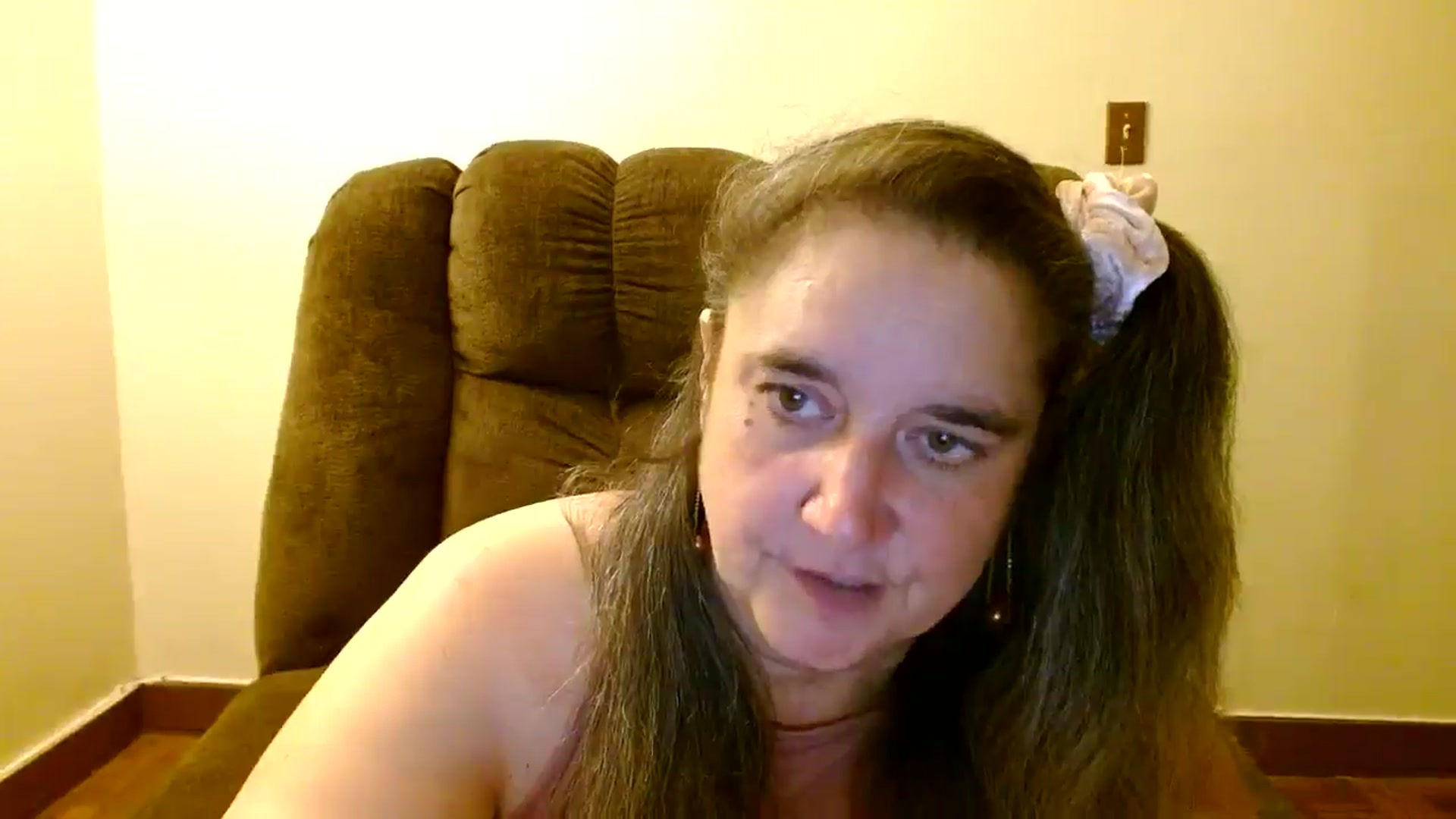 Gallery image thumbnail from EgyptBeauty's myfreecams stream on, 08/24/2025, 08:10 image 10 of 20