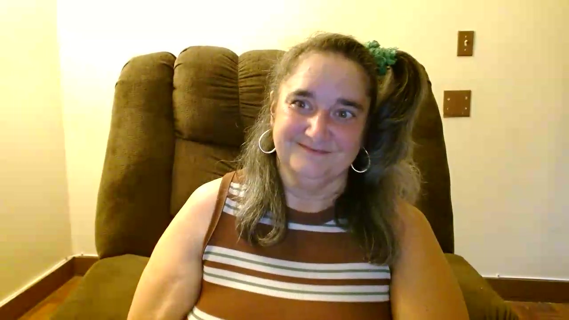 Gallery image thumbnail from EgyptBeauty's myfreecams stream on, 08/23/2026, 02:12 image 13 of 20