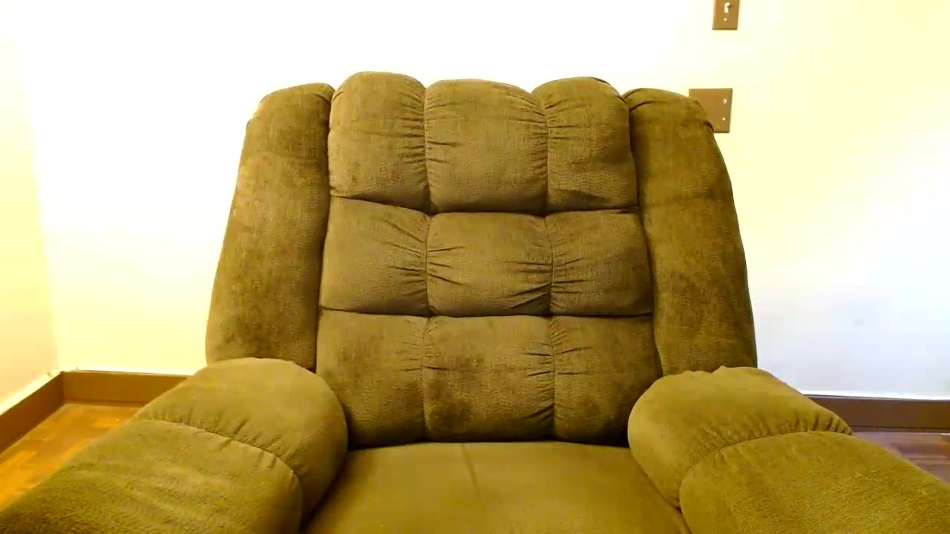 Gallery image thumbnail from EgyptBeauty's myfreecams stream on, 09/04/2026, 23:46 image 4 of 20