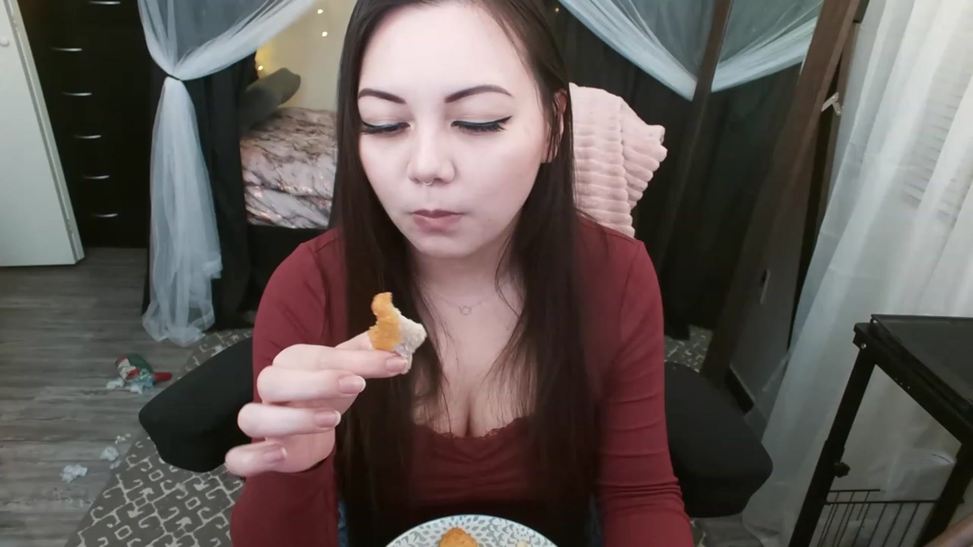 Gallery image thumbnail from Eight_Bit's myfreecams stream on, 12/30/2022, 08:22 image 11 of 20