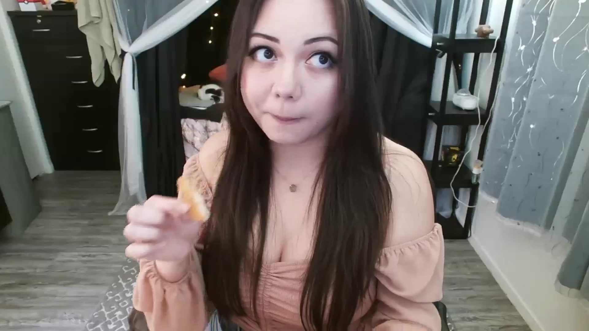 Gallery image thumbnail from Eight_Bit's myfreecams stream on, 12/24/2023, 06:03 image 20 of 20