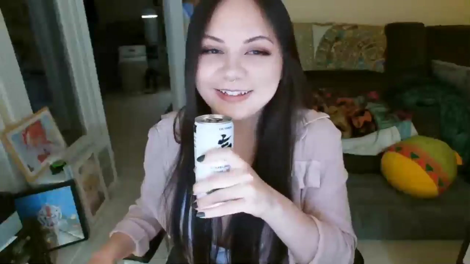 Gallery image thumbnail from Eight_Bit's myfreecams stream on, 12/01/2024, 05:38 image 2 of 20