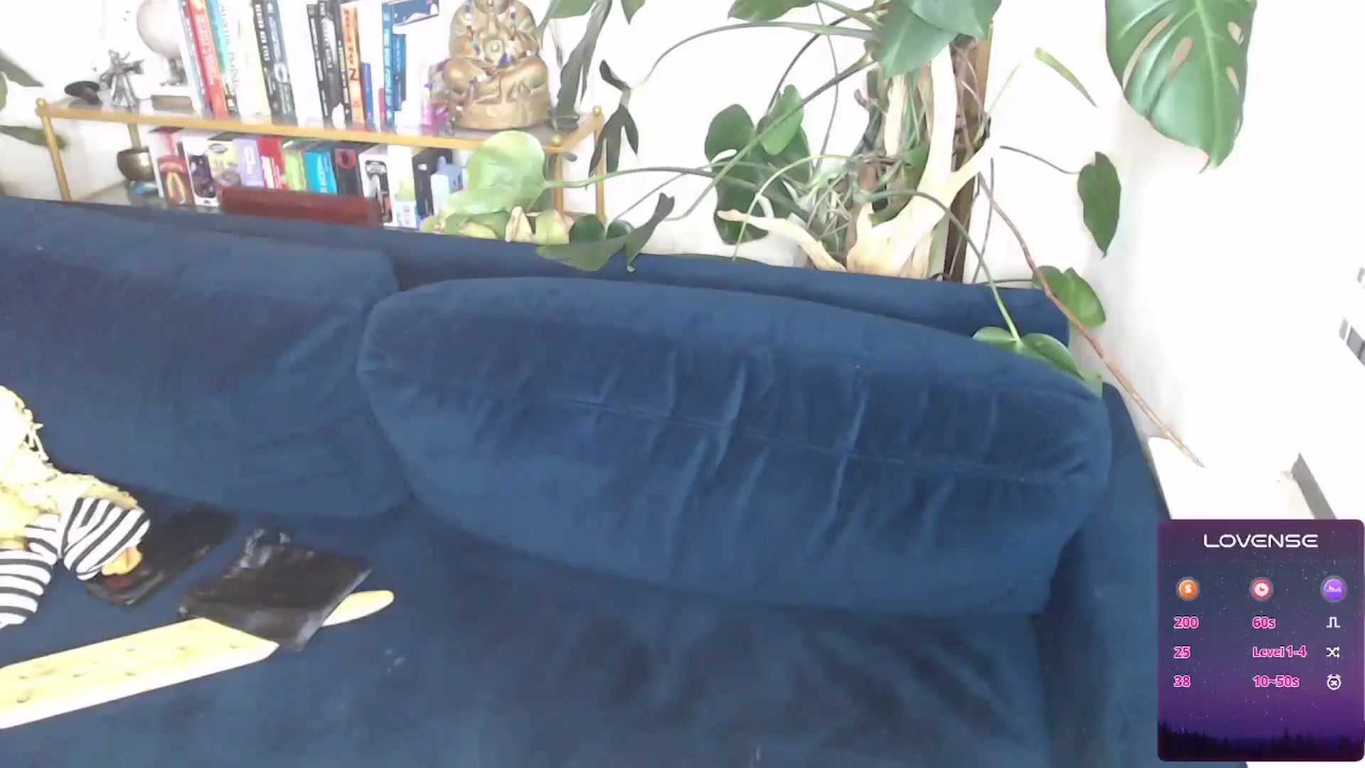 Gallery image thumbnail from ElFupaChalupa's myfreecams stream on, 10/23/2024, 02:09 image 15 of 20