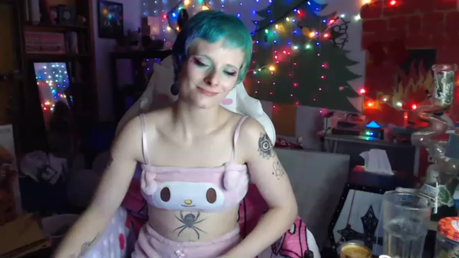 Gallery image thumbnail from El_Dragon69's myfreecams stream on, 11/23/2022, 12:35 image 16 of 20