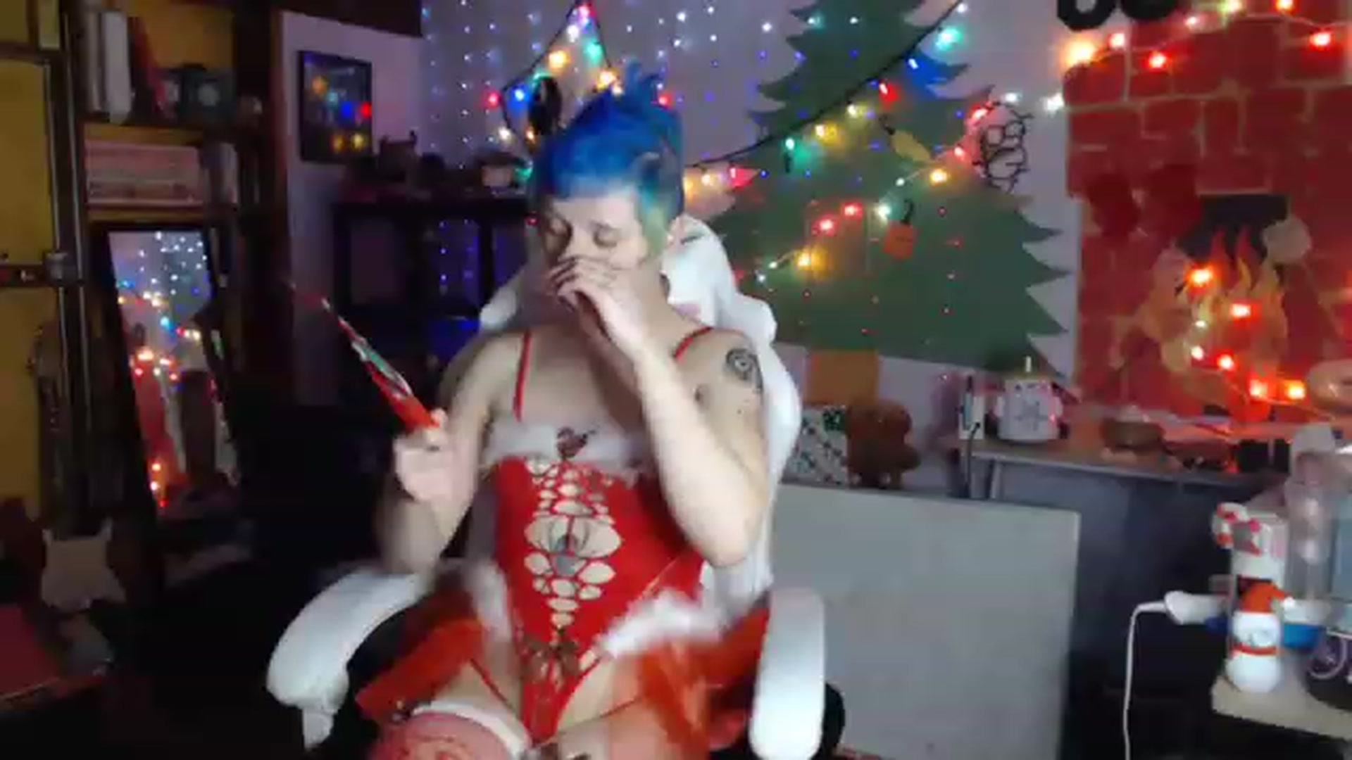 Gallery image thumbnail from El_Dragon69's myfreecams stream on, 12/25/2022, 12:06 image 4 of 20