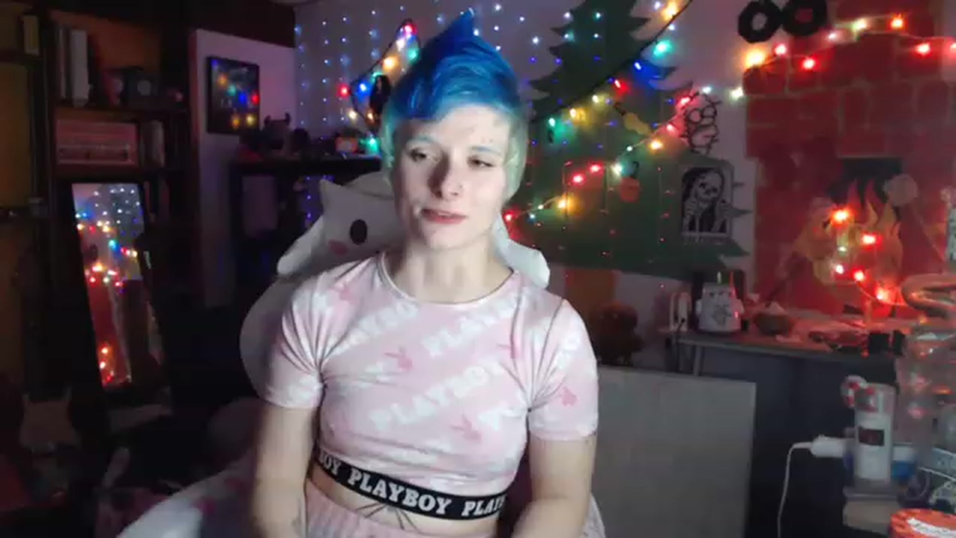 Gallery image thumbnail from El_Dragon69's myfreecams stream on, 12/30/2022, 14:30 image 1 of 20