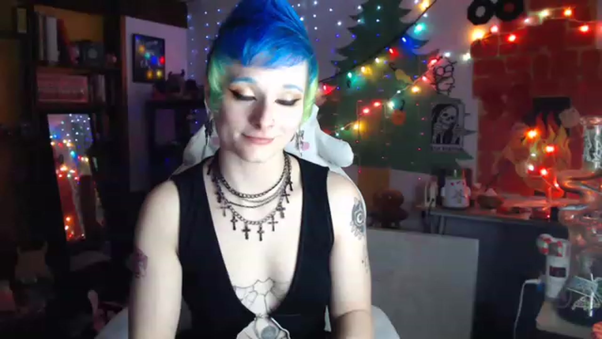 Gallery image thumbnail from El_Dragon69's myfreecams stream on, 01/01/2023, 12:08 image 10 of 20