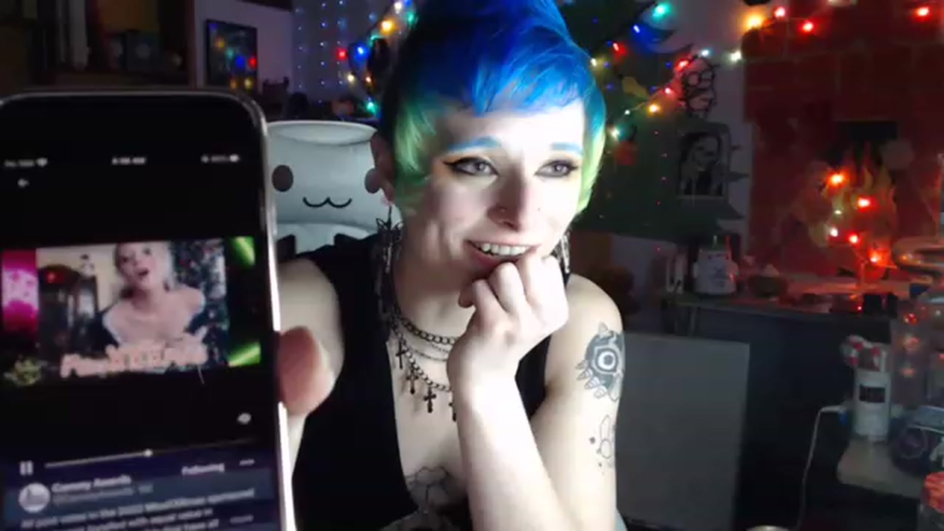 Gallery image thumbnail from El_Dragon69's myfreecams stream on, 01/01/2023, 12:08 image 13 of 20