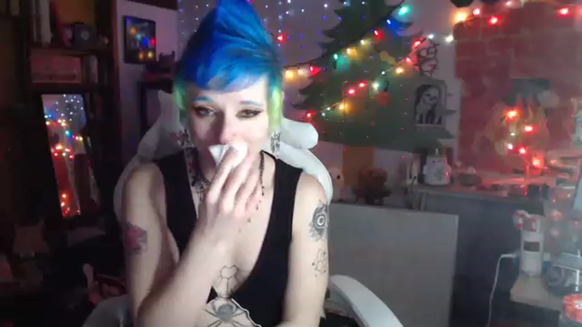 Gallery image thumbnail from El_Dragon69's myfreecams stream on, 01/01/2023, 12:08 image 20 of 20