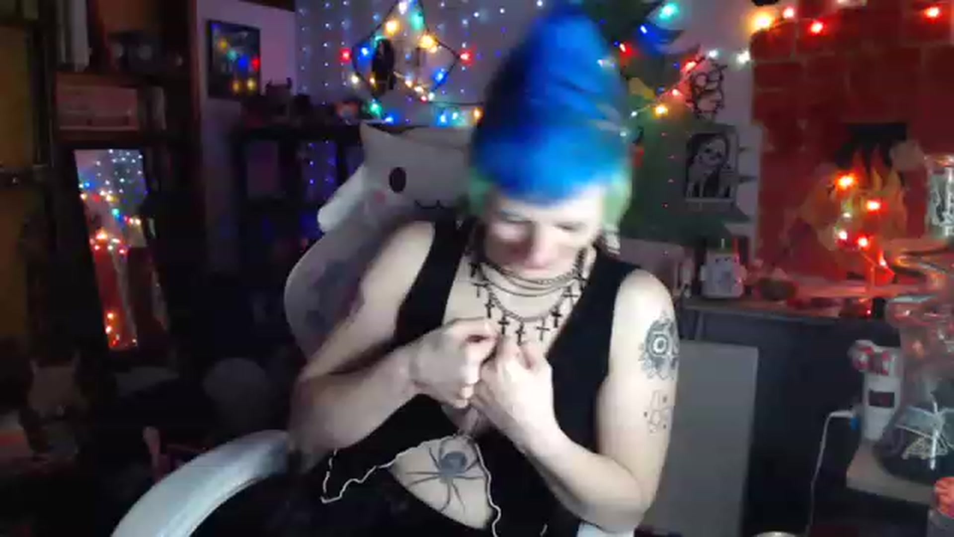 Gallery image thumbnail from El_Dragon69's myfreecams stream on, 01/01/2023, 12:08 image 11 of 20