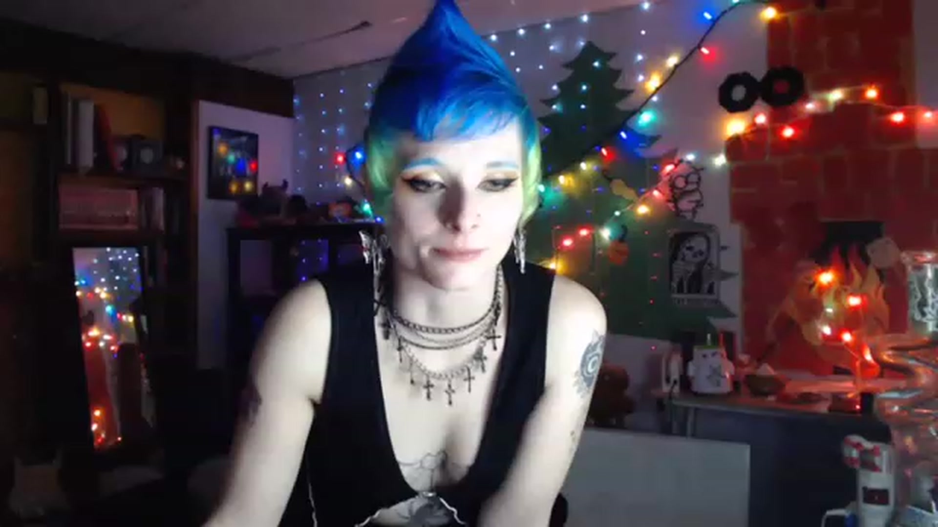 Gallery image thumbnail from El_Dragon69's myfreecams stream on, 01/01/2023, 12:08 image 17 of 20