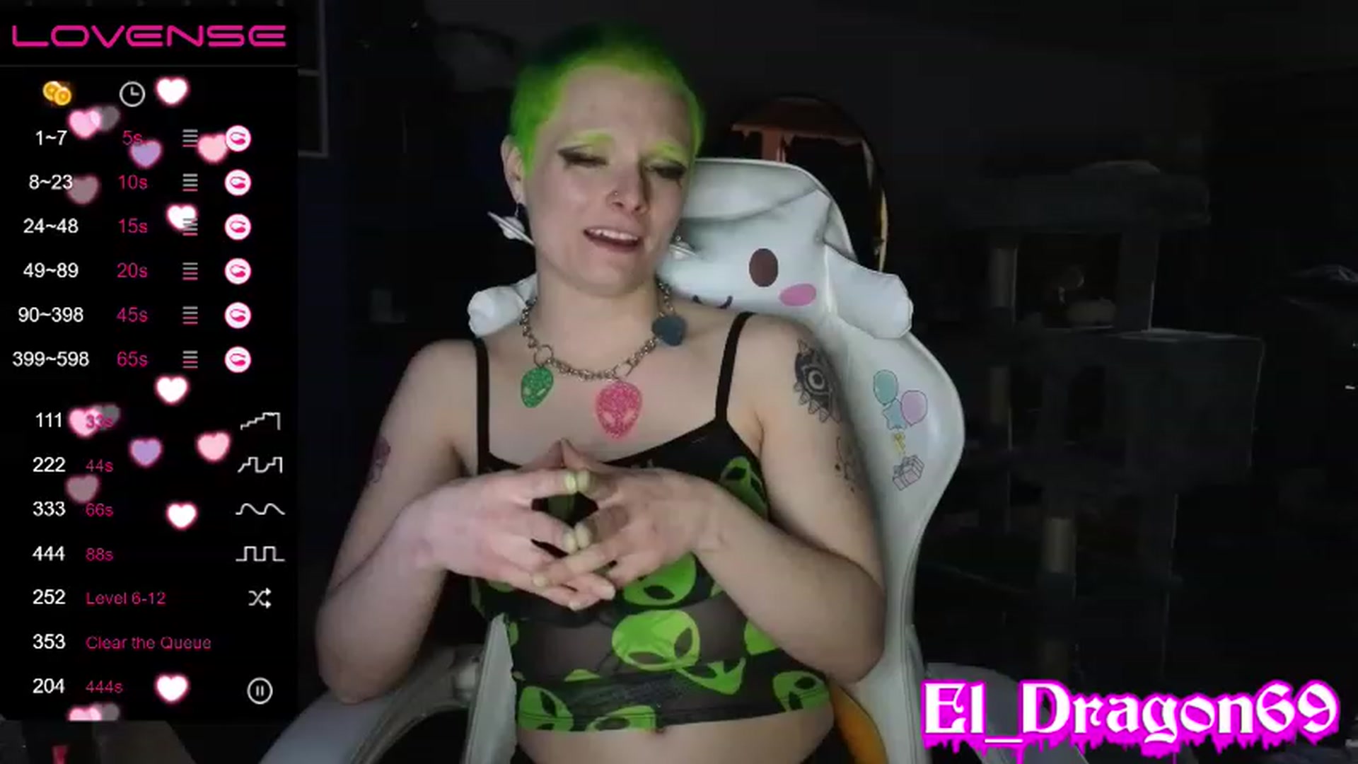 Gallery image thumbnail from El_Dragon69's myfreecams stream on, 05/02/2023, 12:54 image 9 of 20