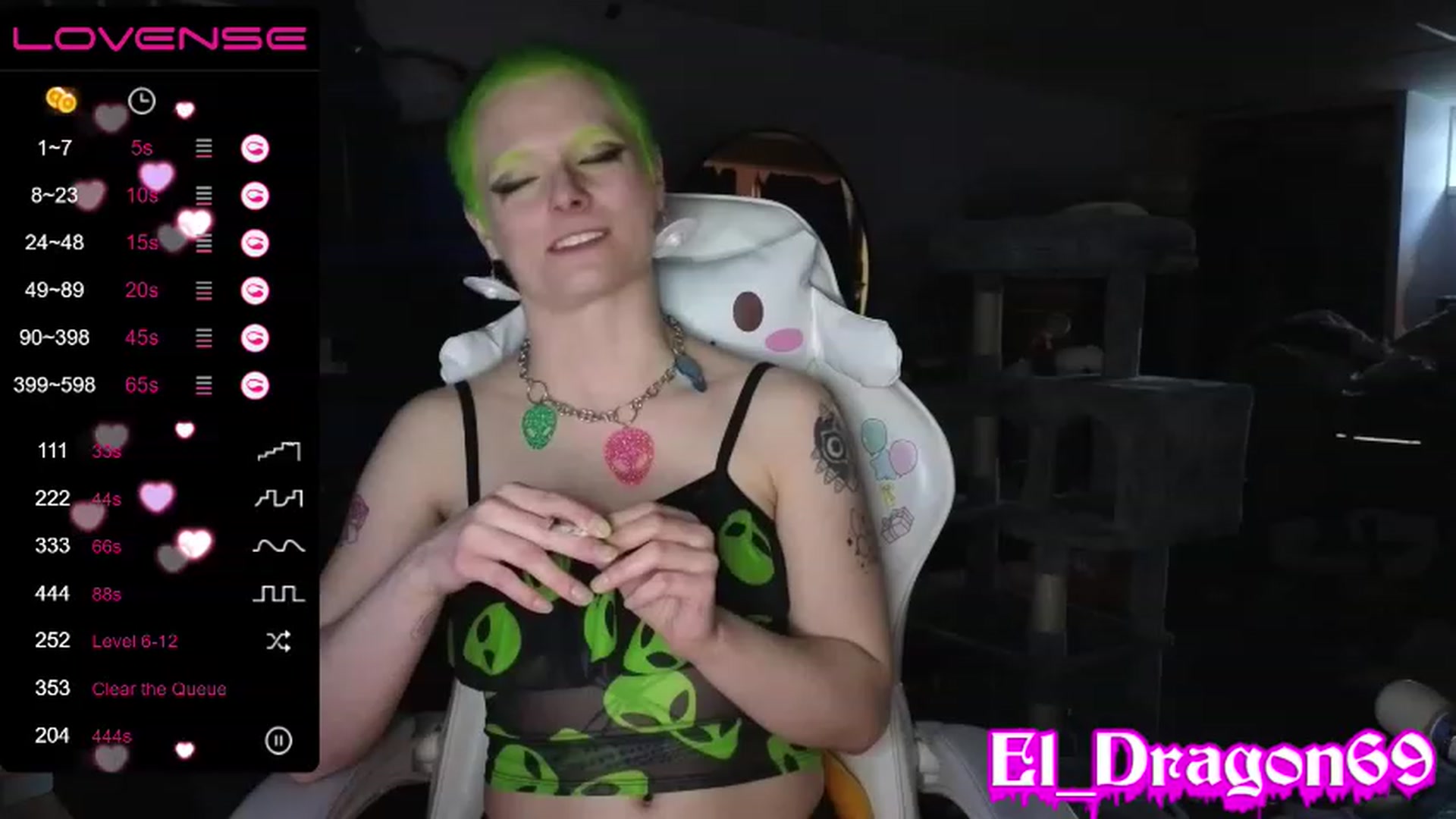 Gallery image thumbnail from El_Dragon69's myfreecams stream on, 05/02/2023, 12:54 image 8 of 20