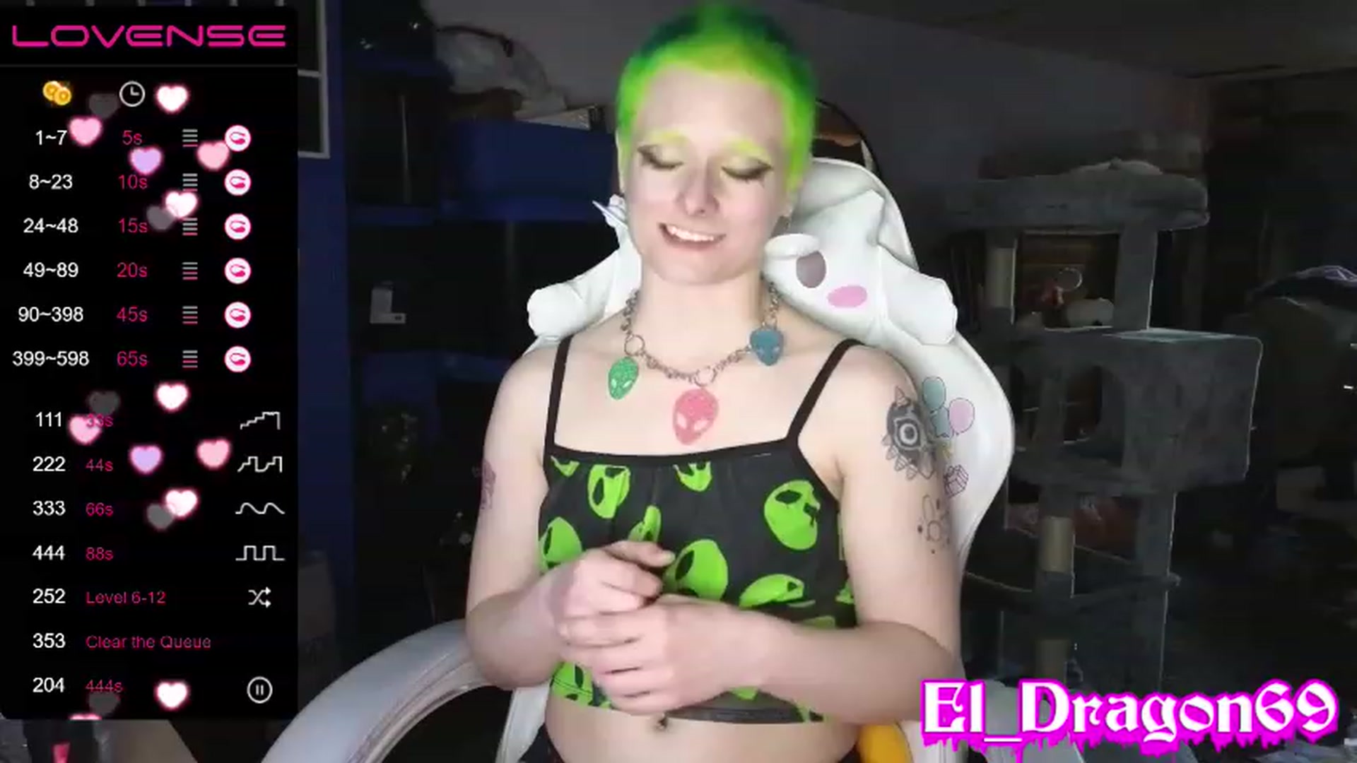 Gallery image thumbnail from El_Dragon69's myfreecams stream on, 05/02/2023, 12:54 image 10 of 20