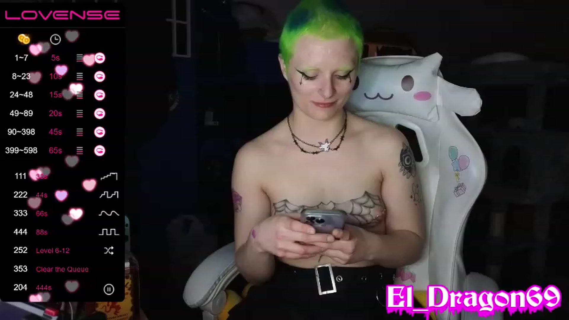 Gallery image thumbnail from El_Dragon69's myfreecams stream on, 05/07/2023, 12:36 image 14 of 20