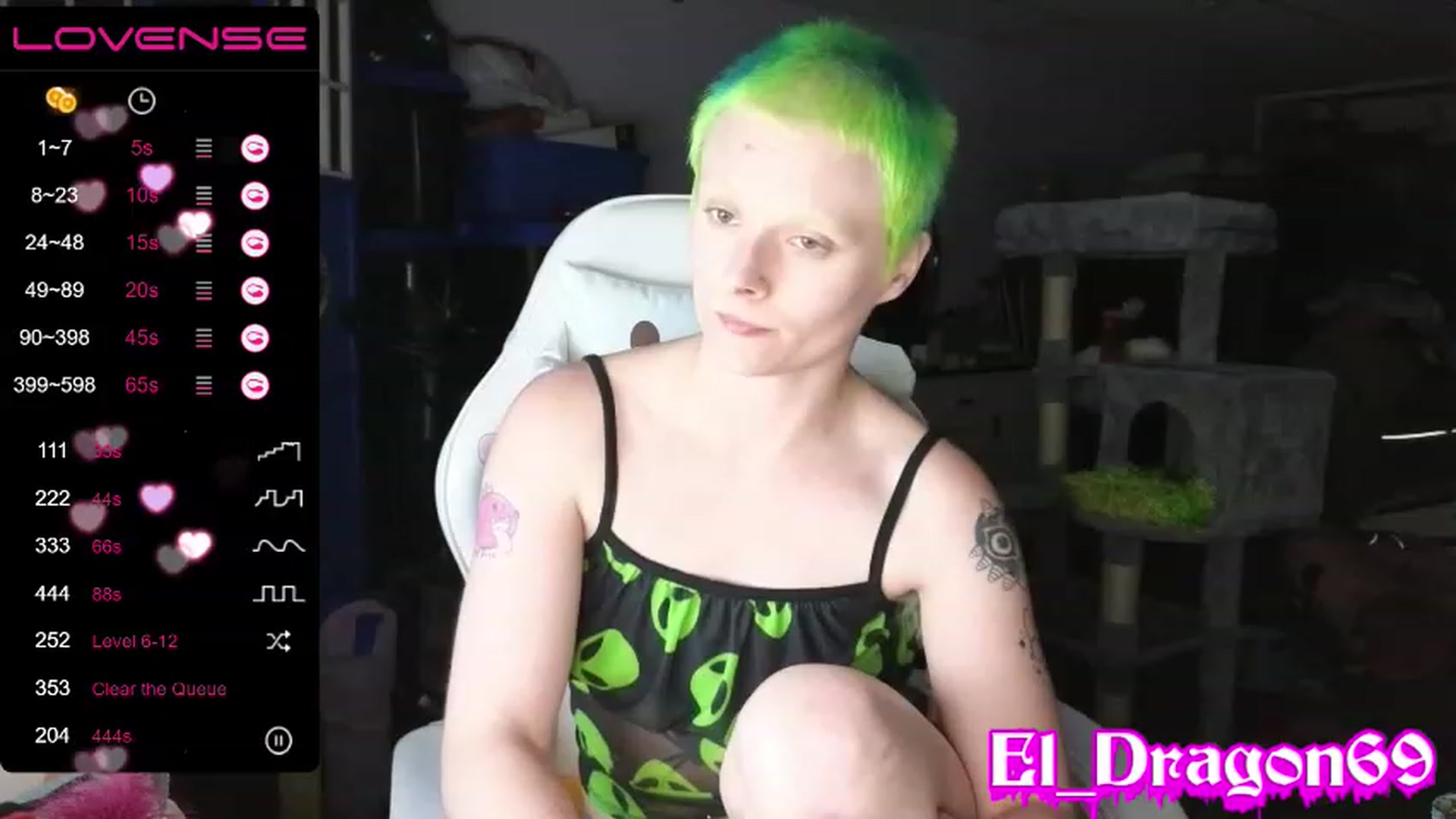 Gallery image thumbnail from El_Dragon69's myfreecams stream on, 05/16/2023, 09:30 image 15 of 20