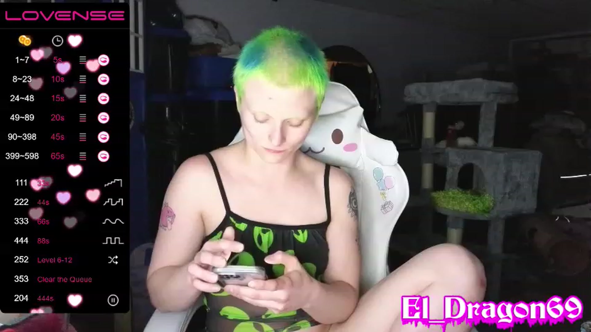 Gallery image thumbnail from El_Dragon69's myfreecams stream on, 05/16/2023, 09:30 image 11 of 20
