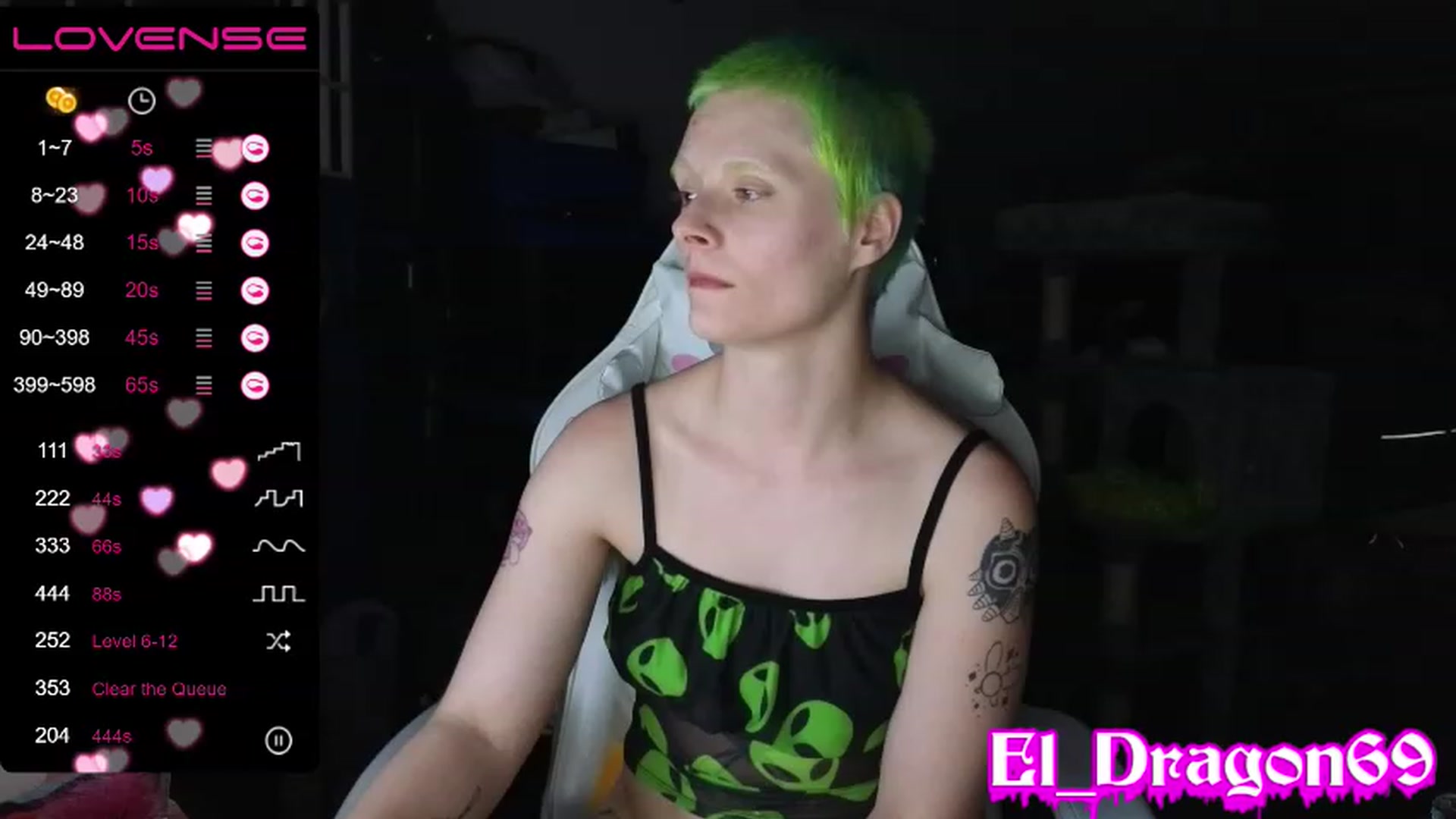 Gallery image thumbnail from El_Dragon69's myfreecams stream on, 05/16/2023, 09:30 image 14 of 20